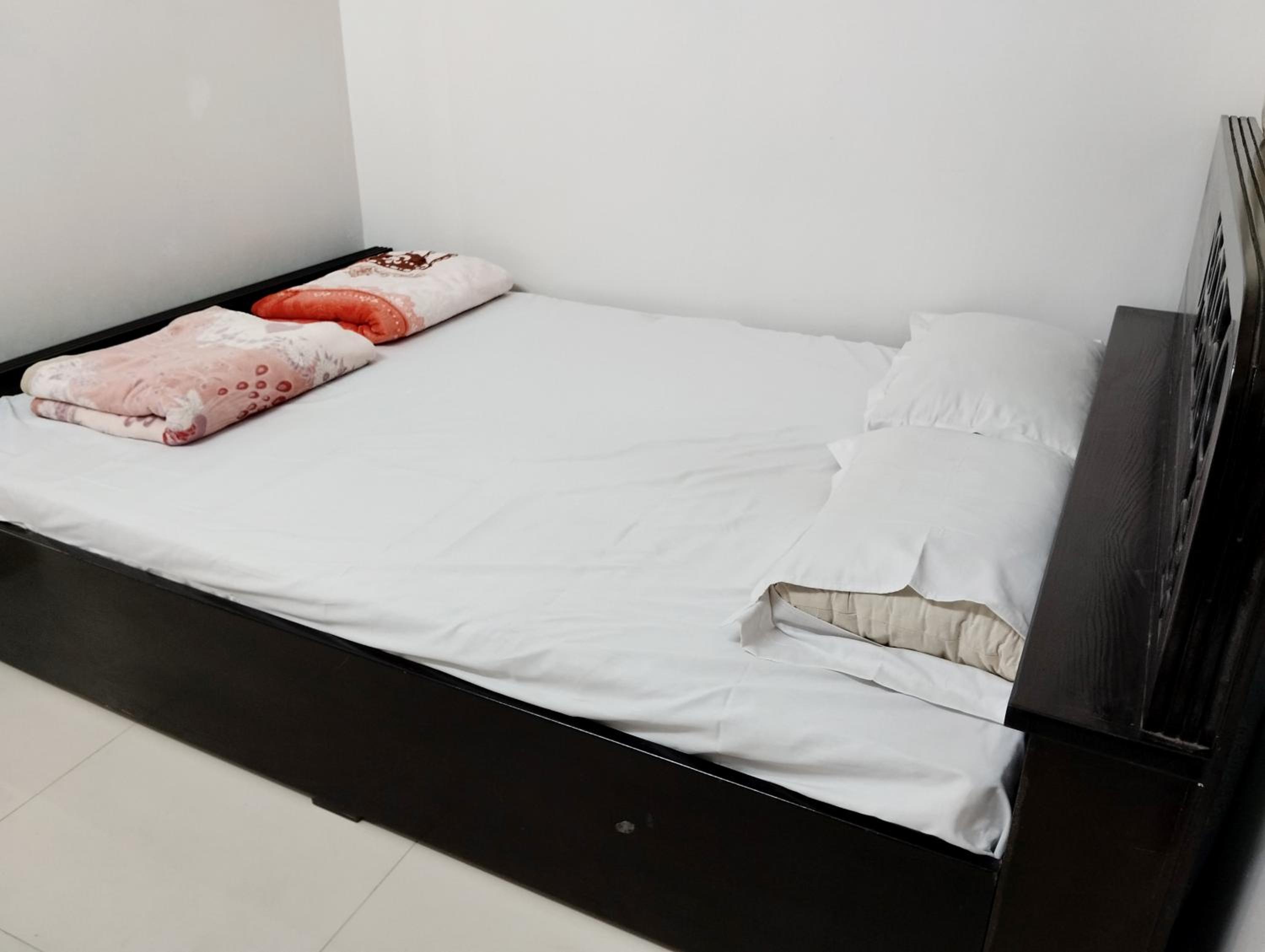 Single Room photo 3