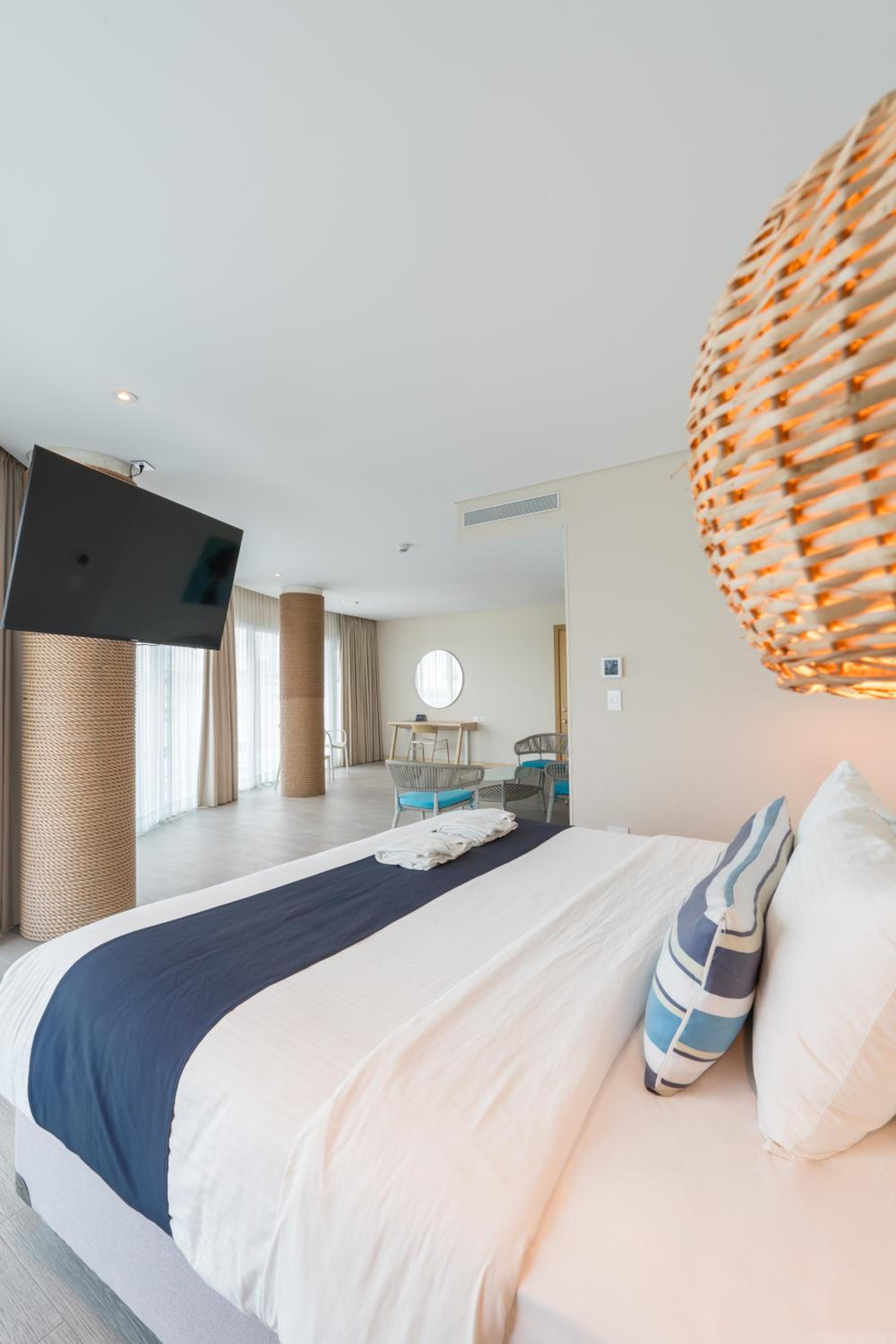 Suite with Balcony - Photo 1