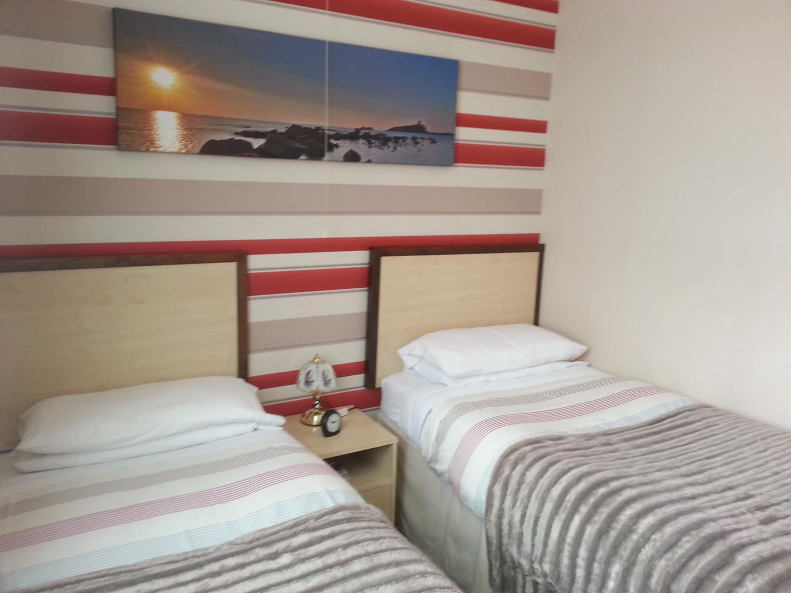 Twin Room with Private Bathroom