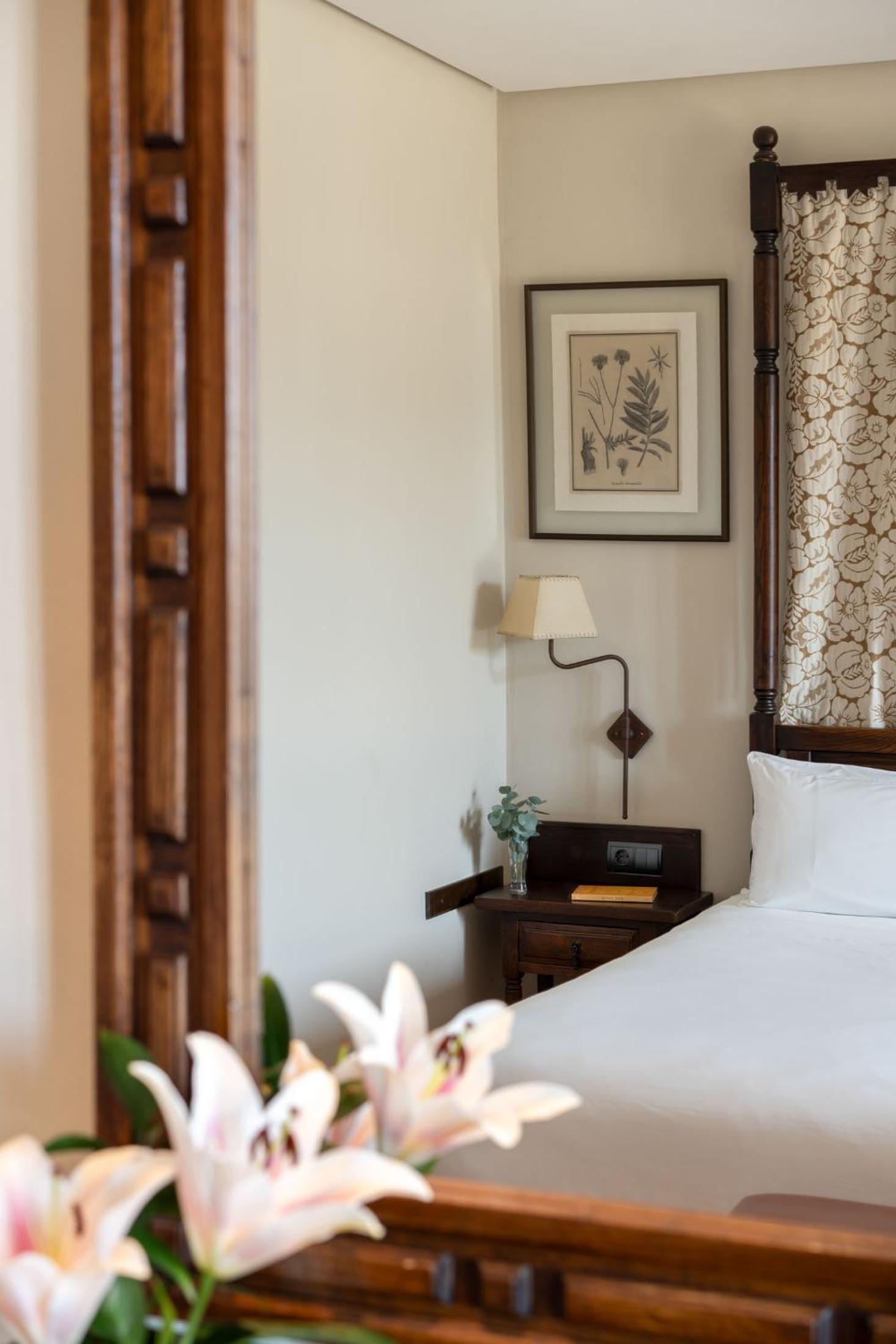 Standard Double Room - Photo 1