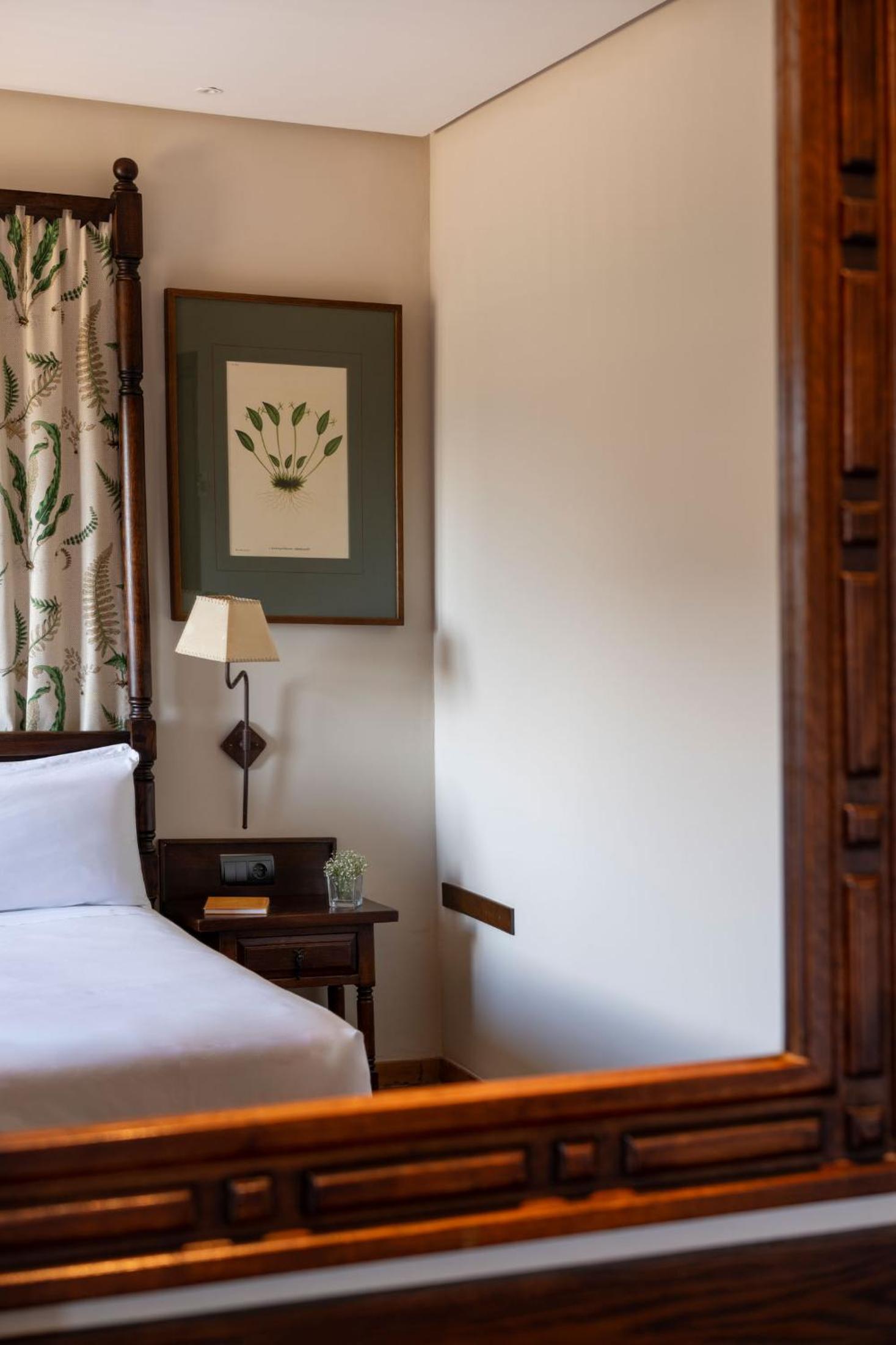 Standard Double Room - Photo 4