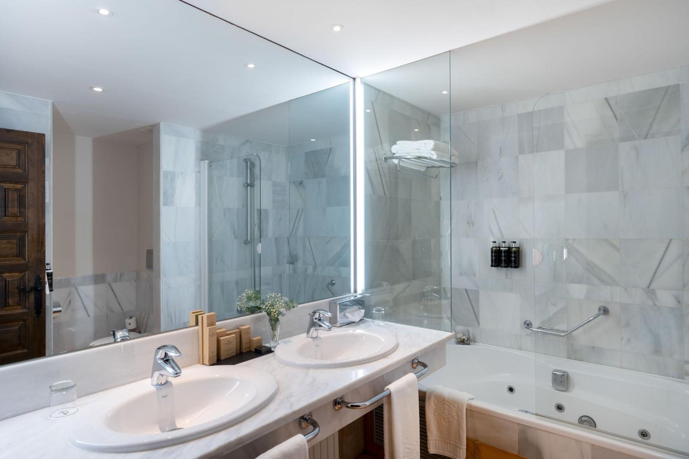 Junior Suite - Photo 10