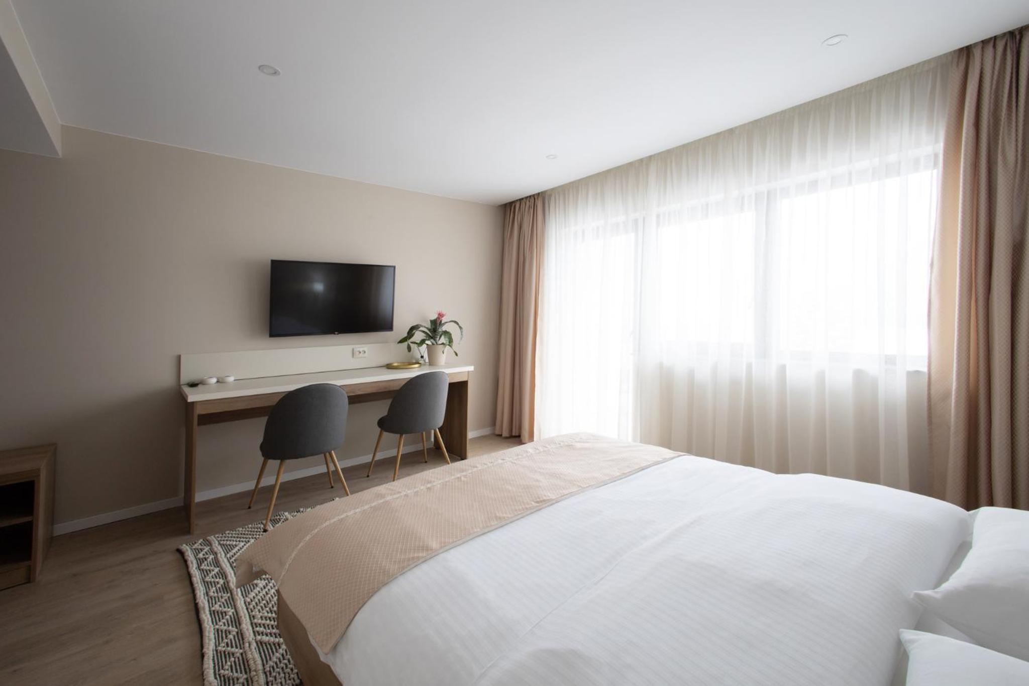 Double Room with Lake View photo 1