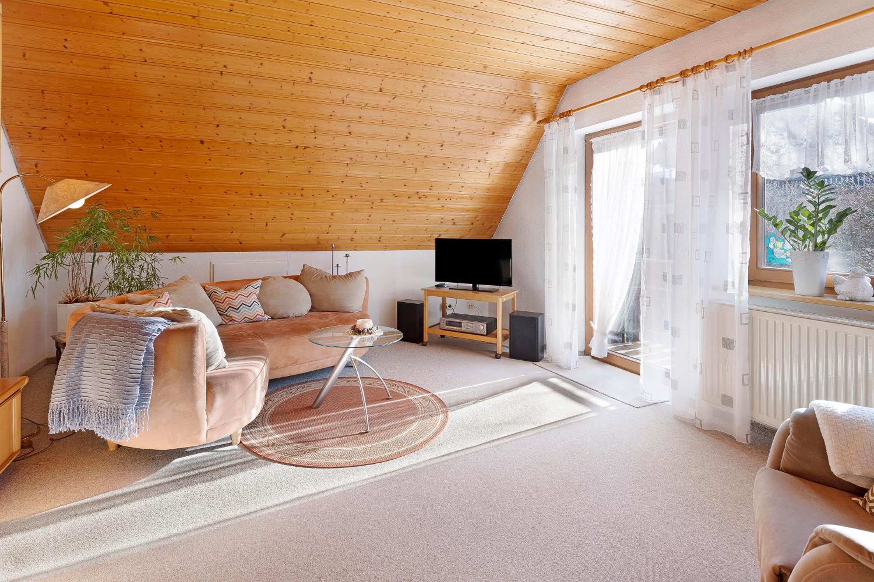 Two-Bedroom Deluxe Apartment with Garden View