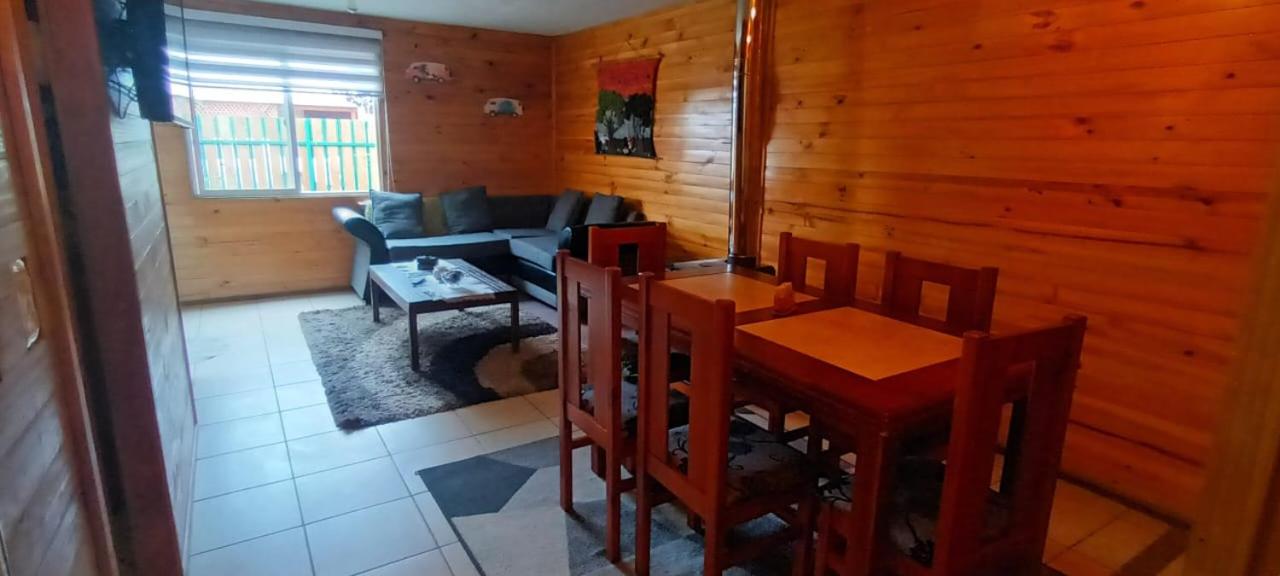 One-Bedroom House photo 1