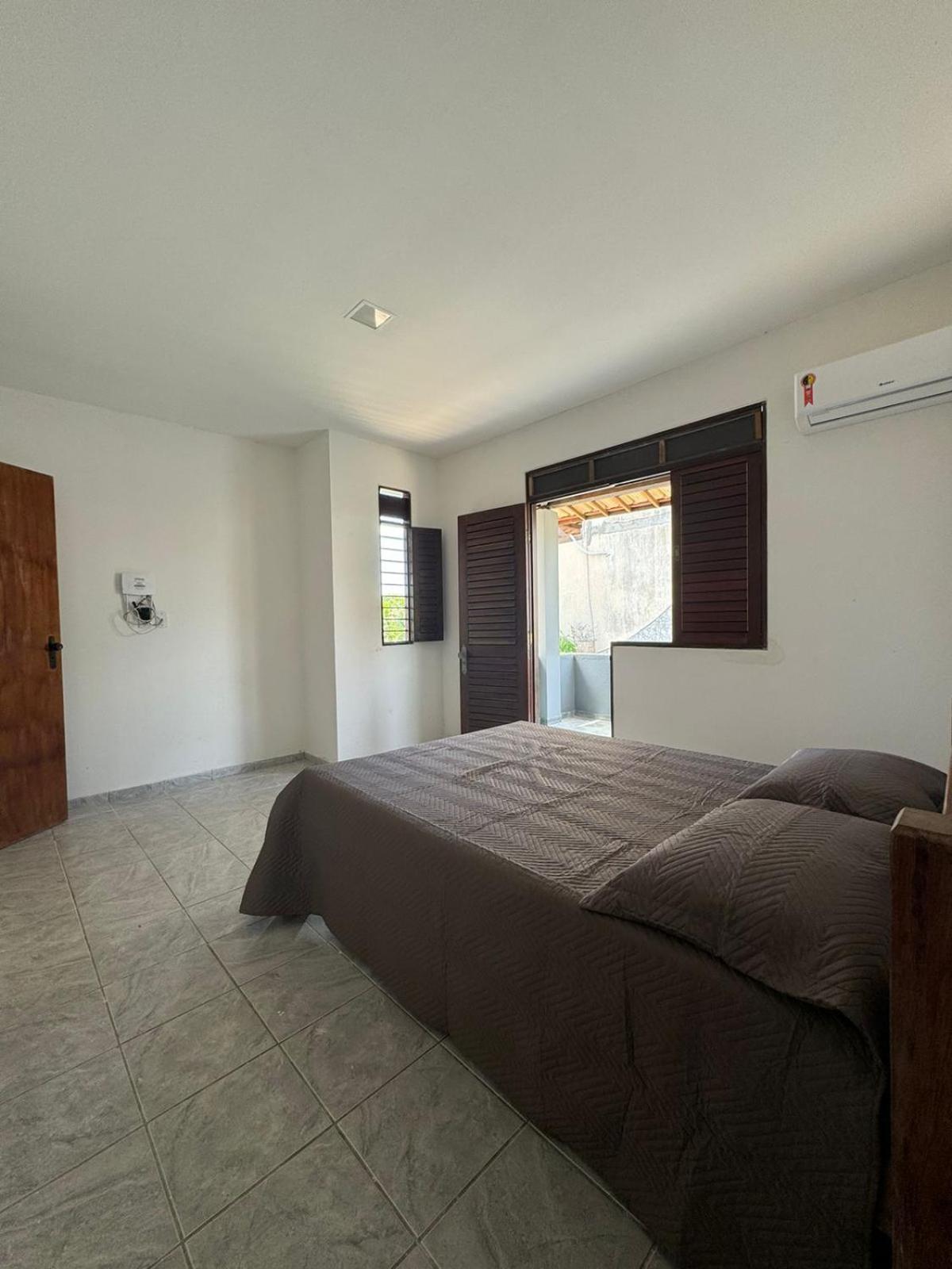 Four-Bedroom House photo 1