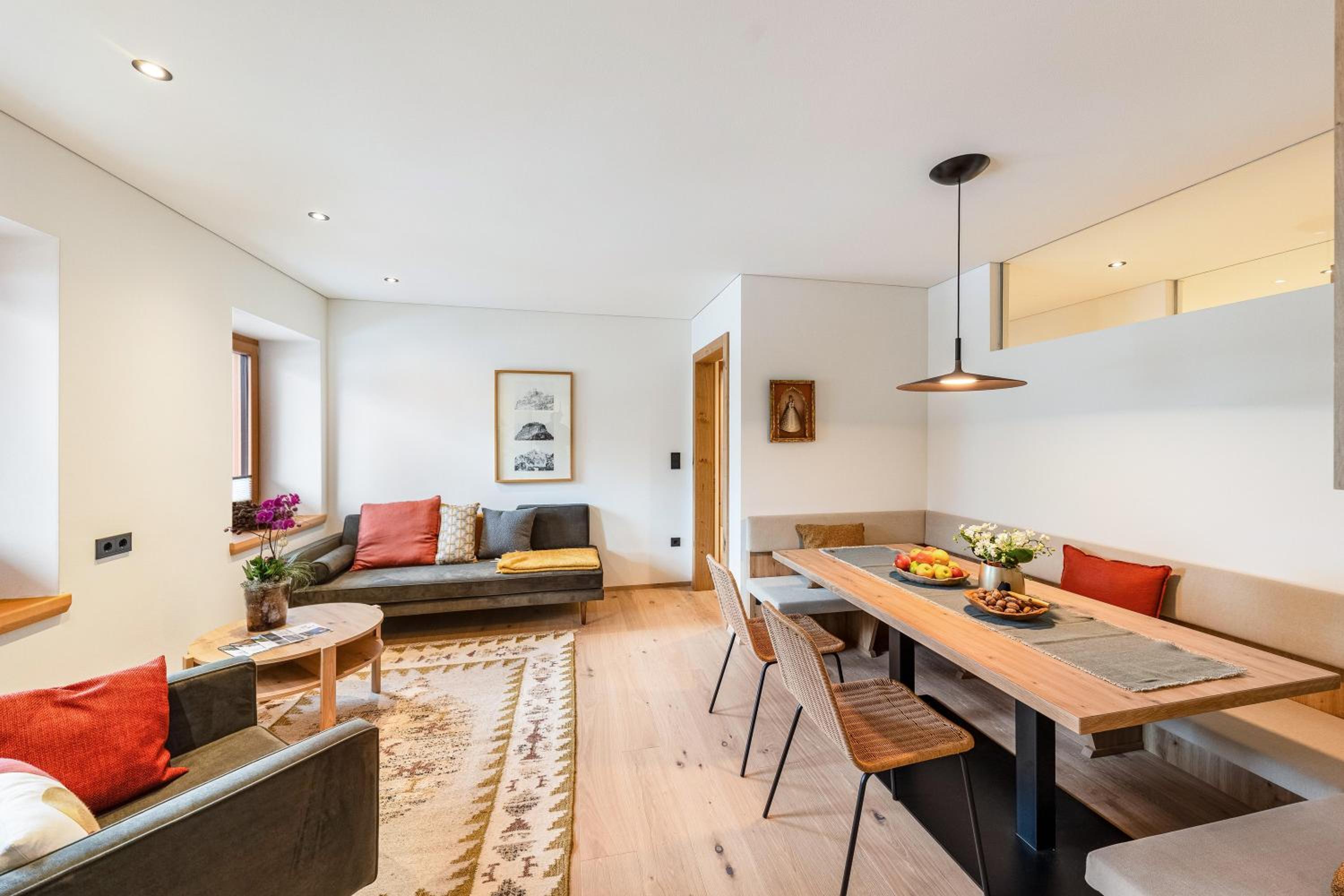 Two-Bedroom Deluxe Apartment with Garden View