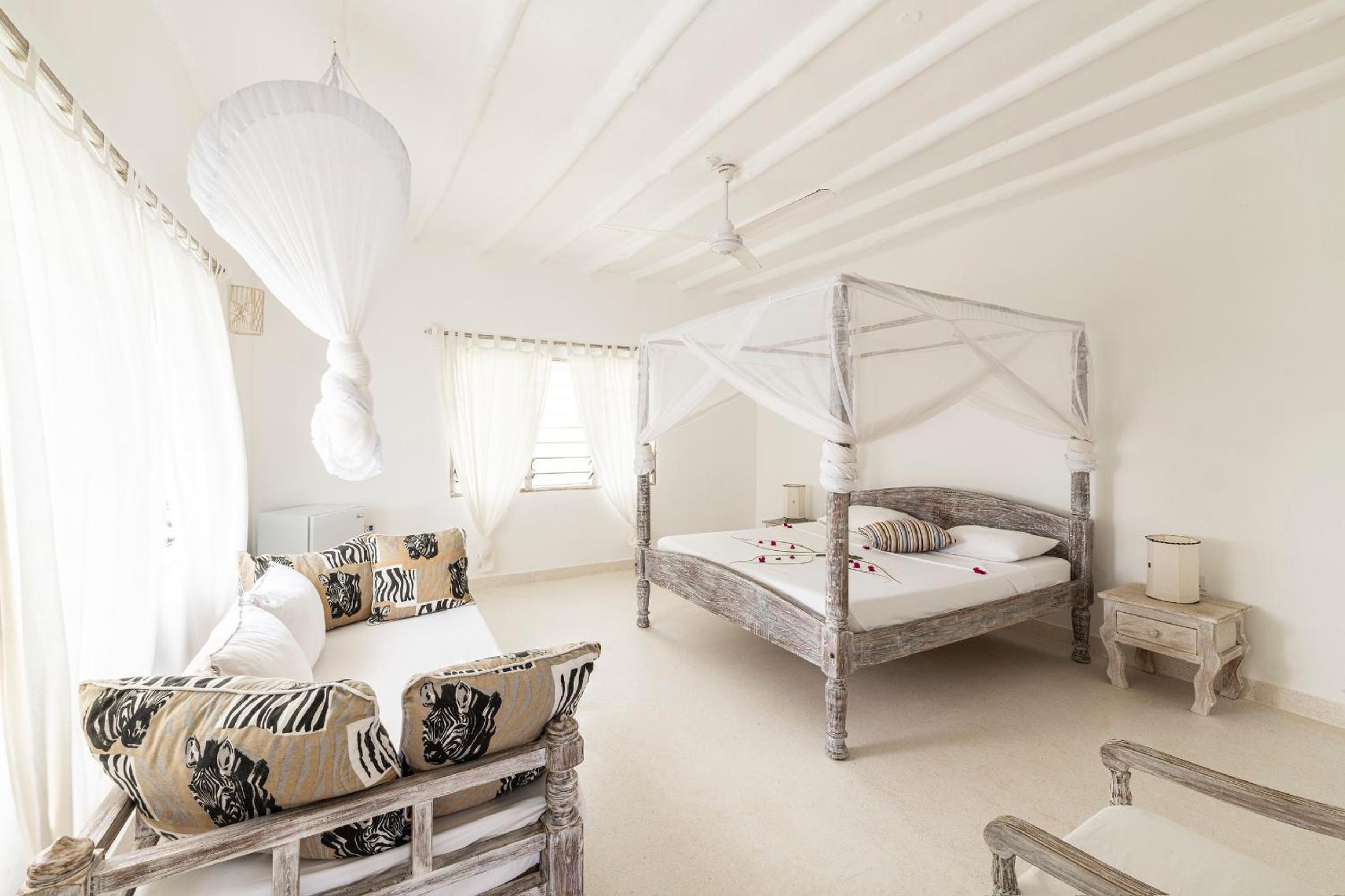 Superior Quadruple Room photo 2