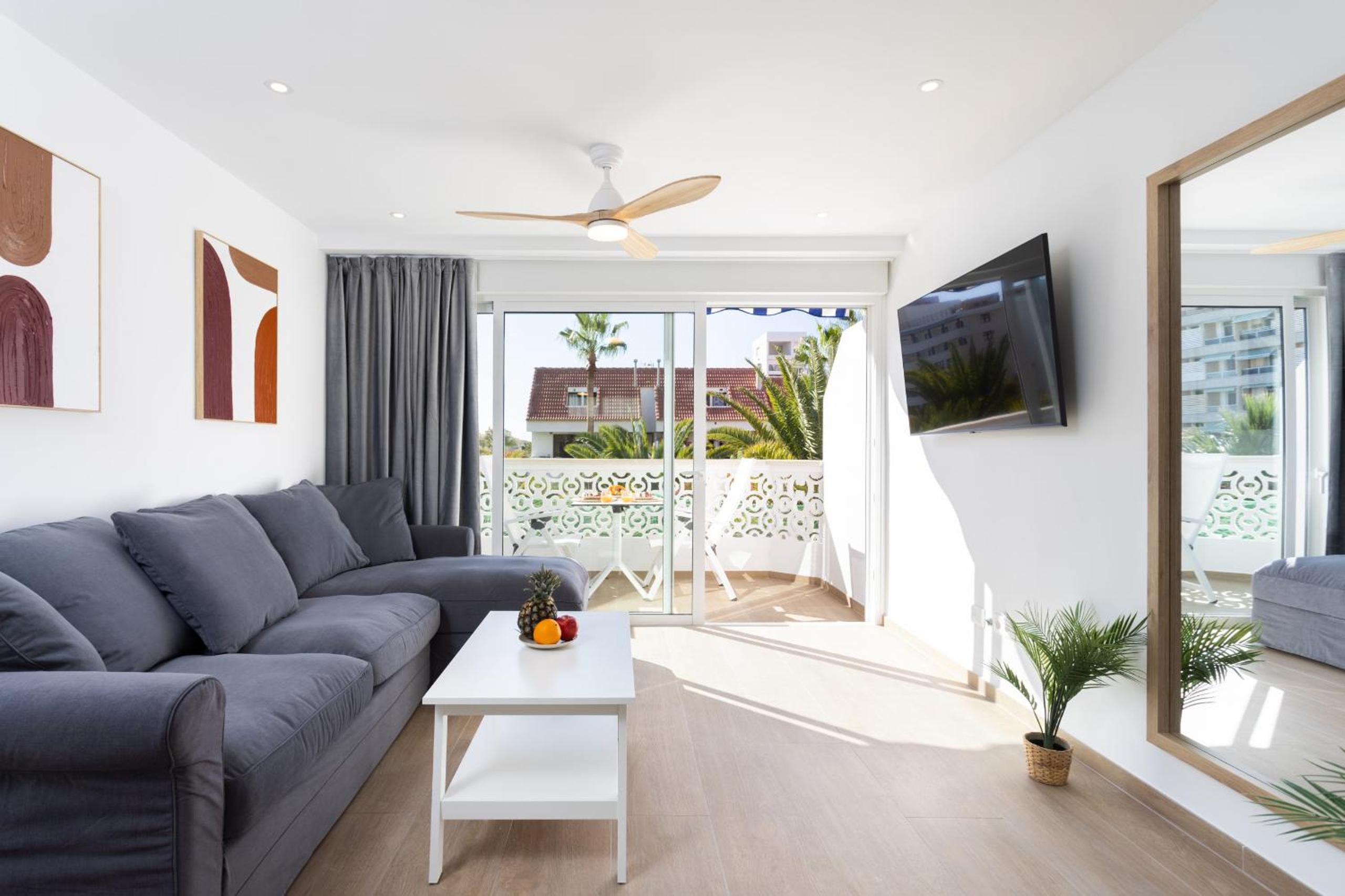 Apartamento con Balcón