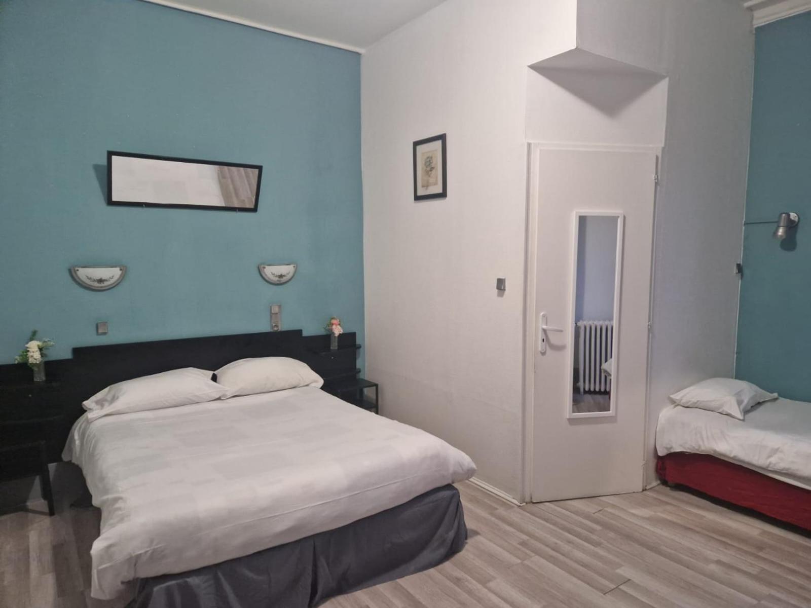 Triple Room - Photo 1