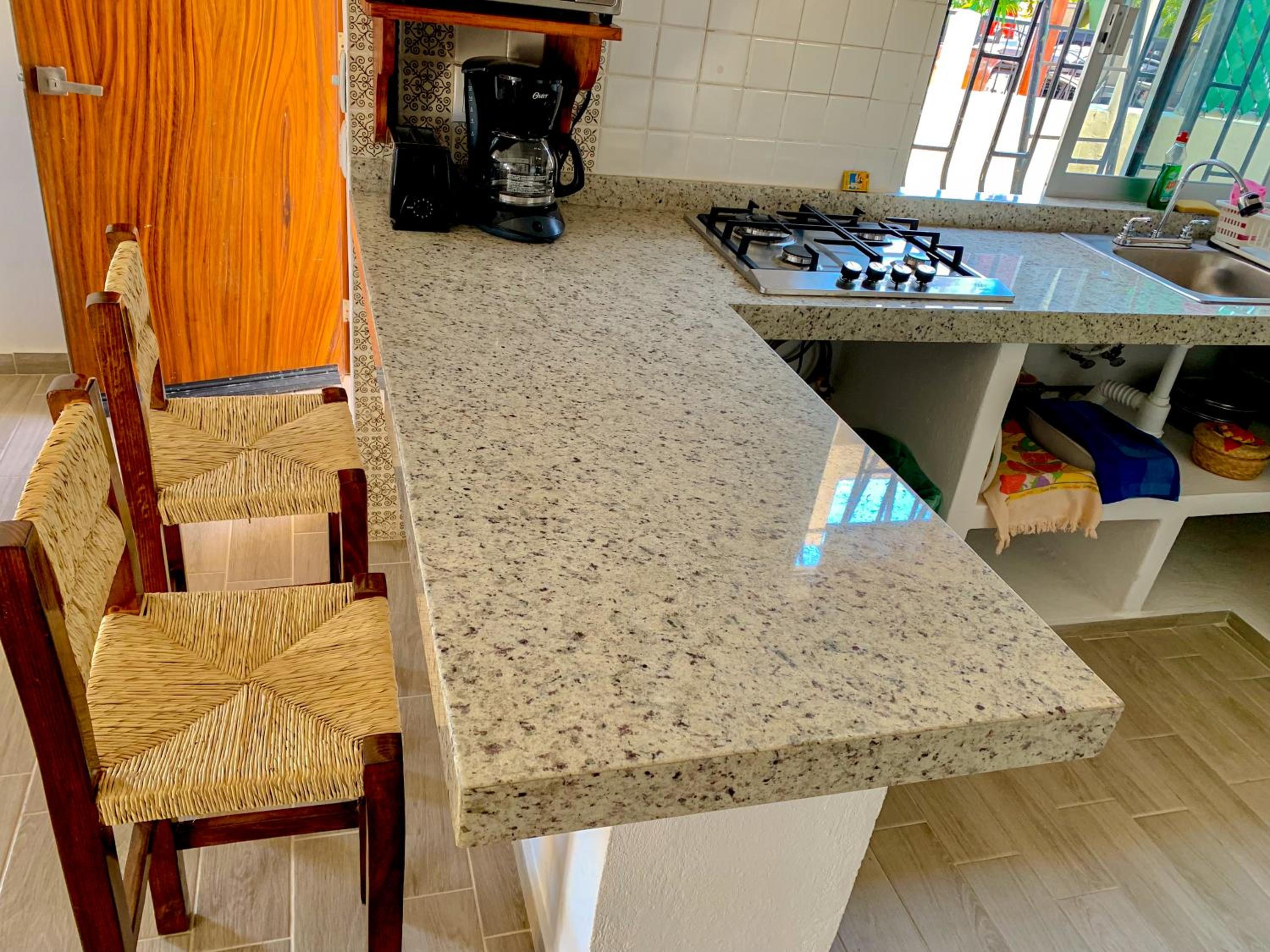 Apartment with Terrace - Photo 4