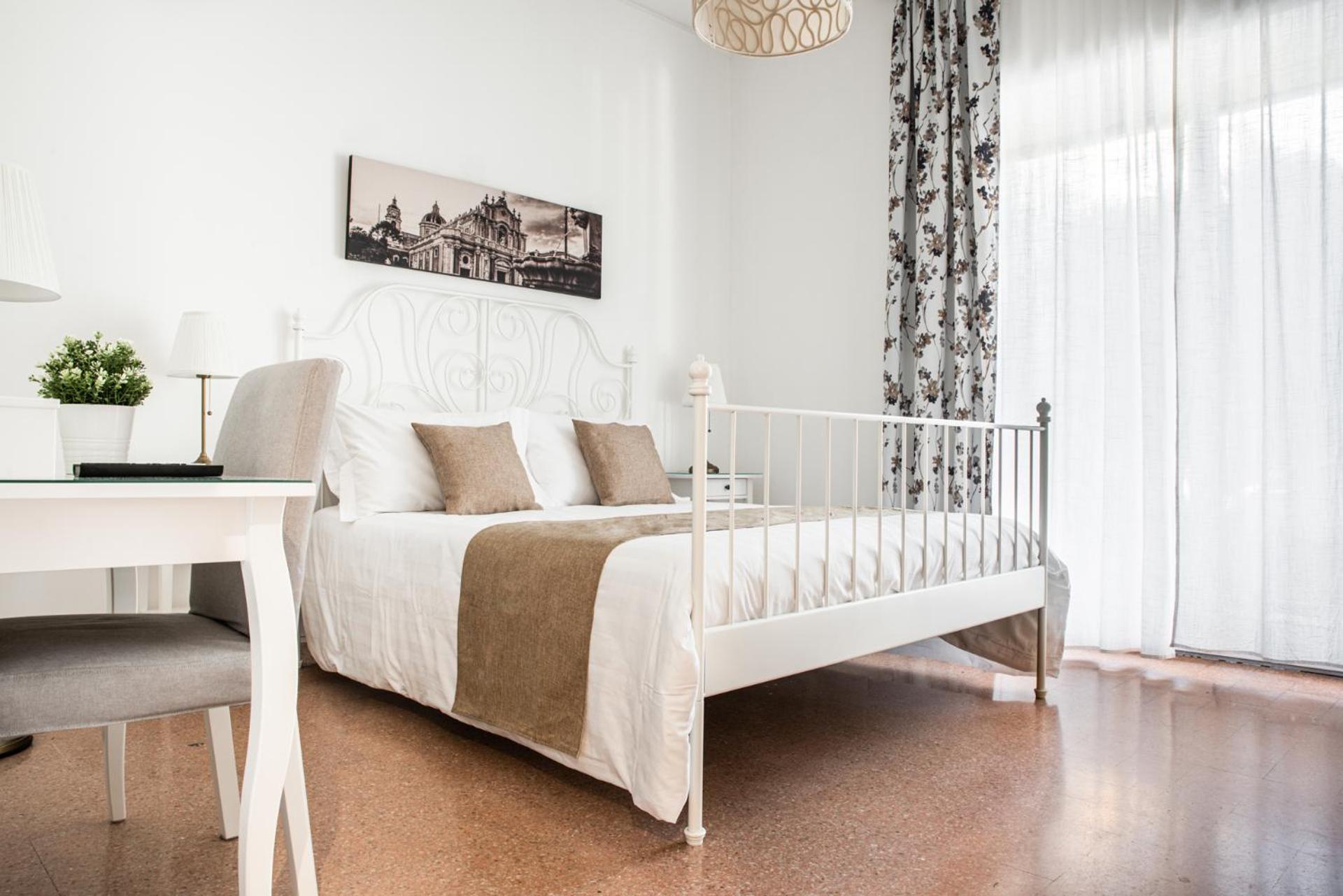 Double Room with Shared Bathroom