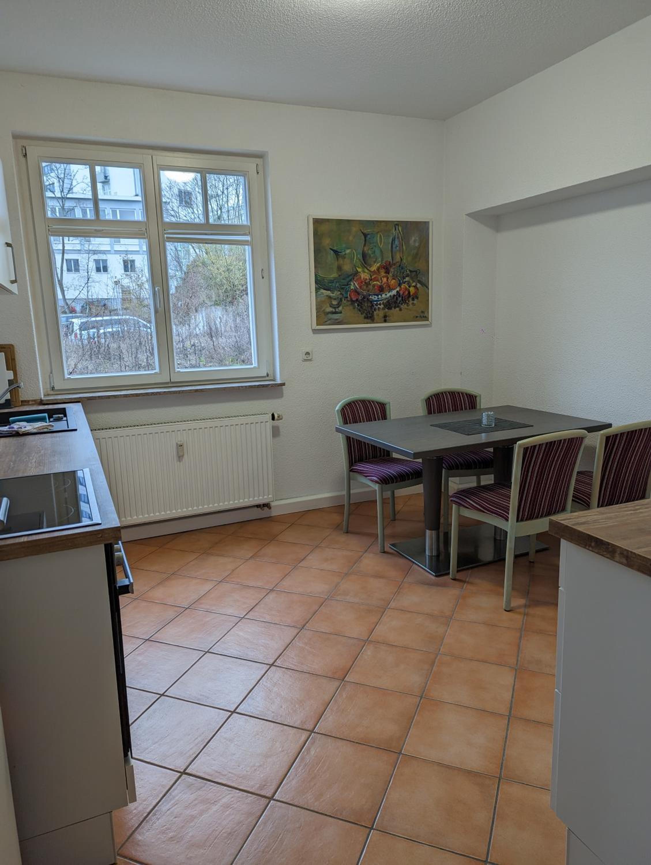 Apartment photo 2