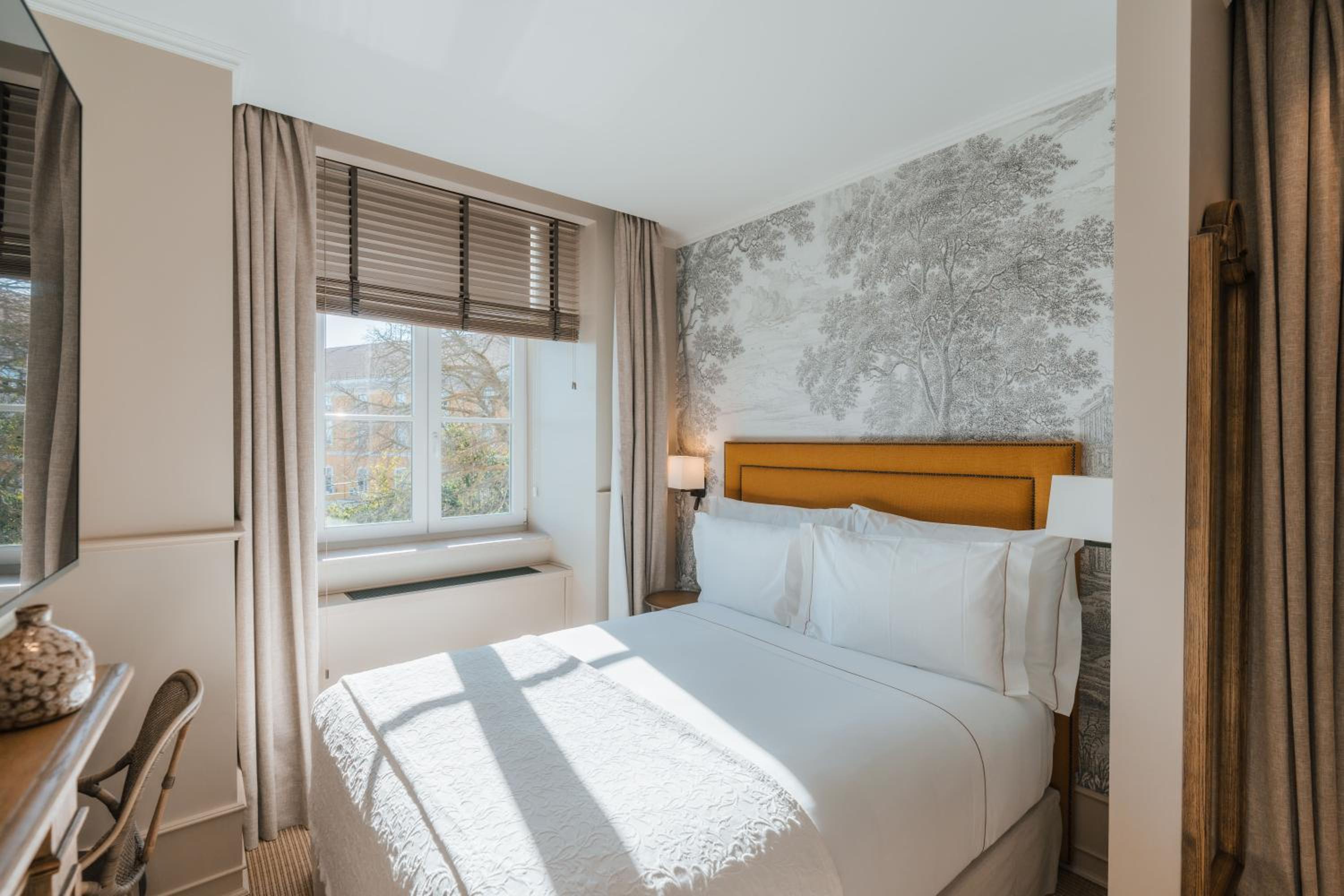 Deluxe Double Room with River View