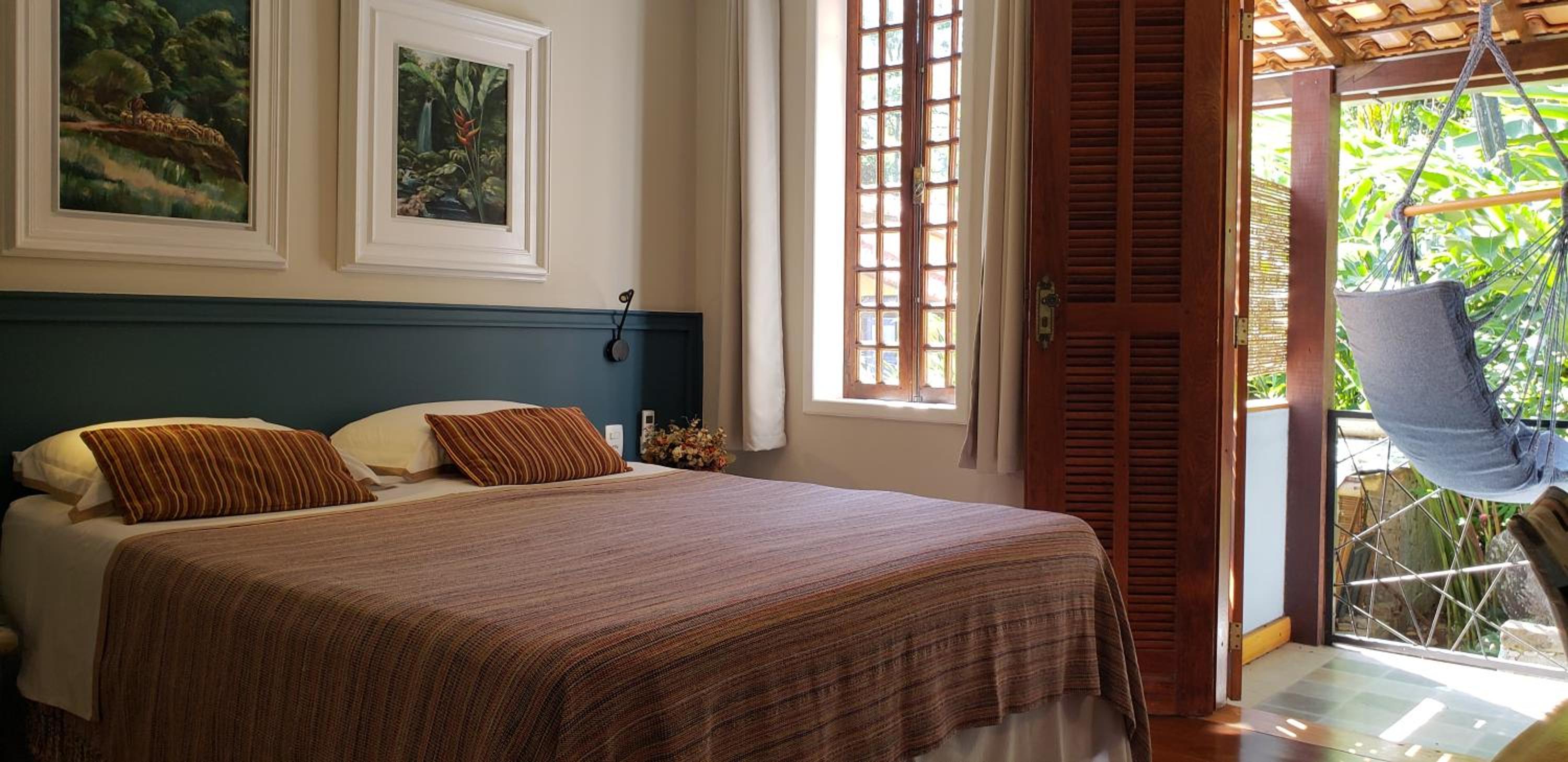 Deluxe Queen Room