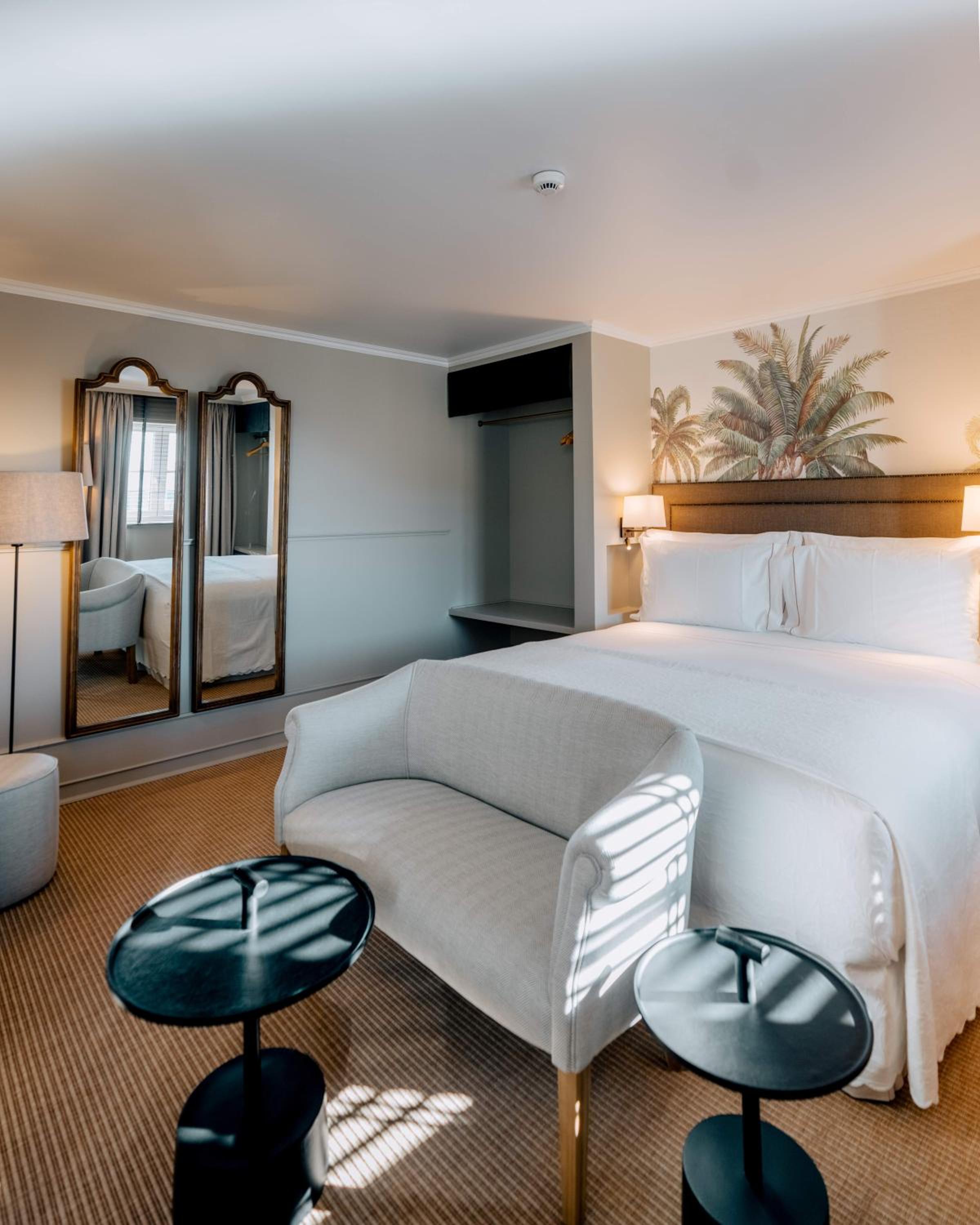 Premium Suite with River View