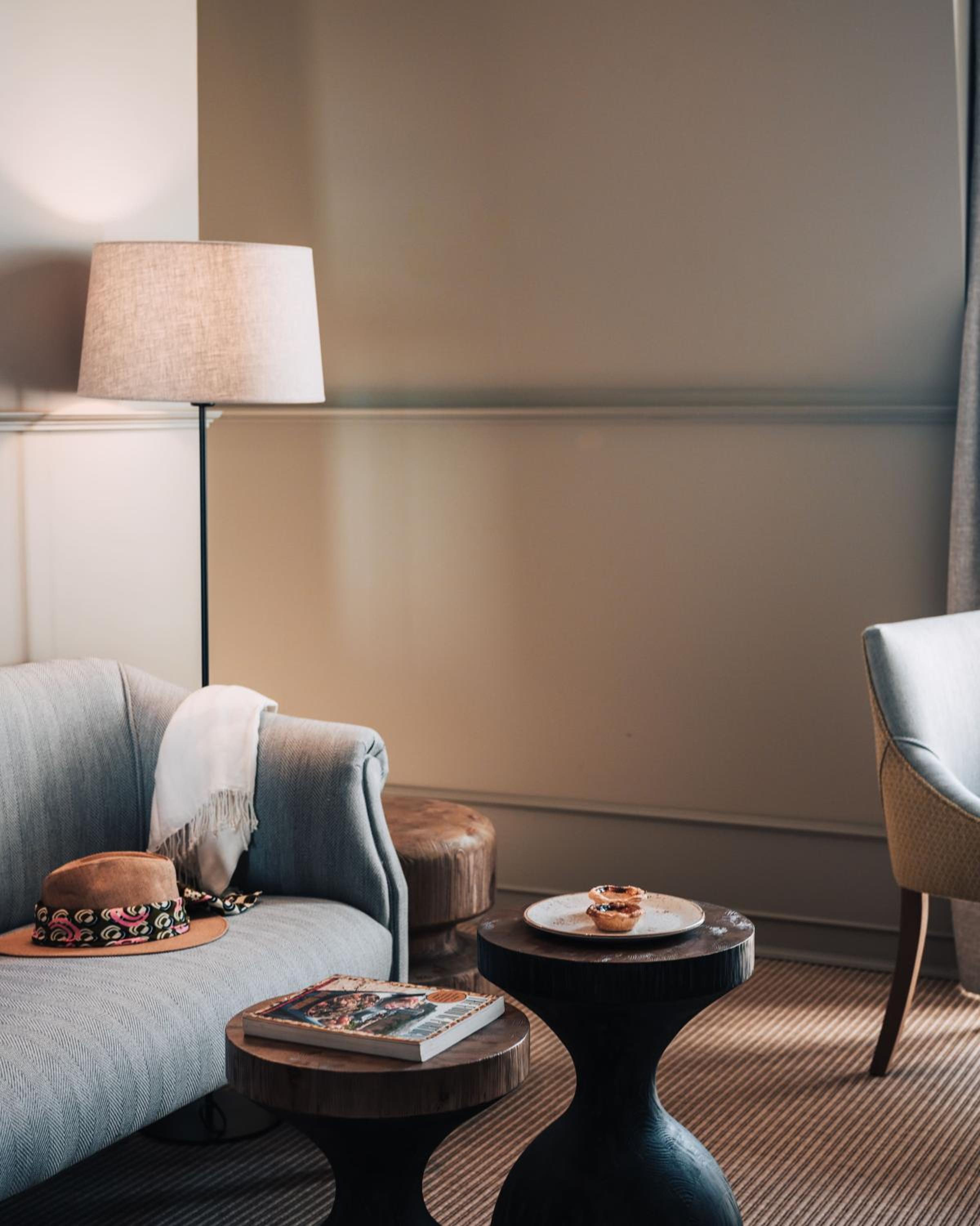 Premium Suite with River View - Photo 7