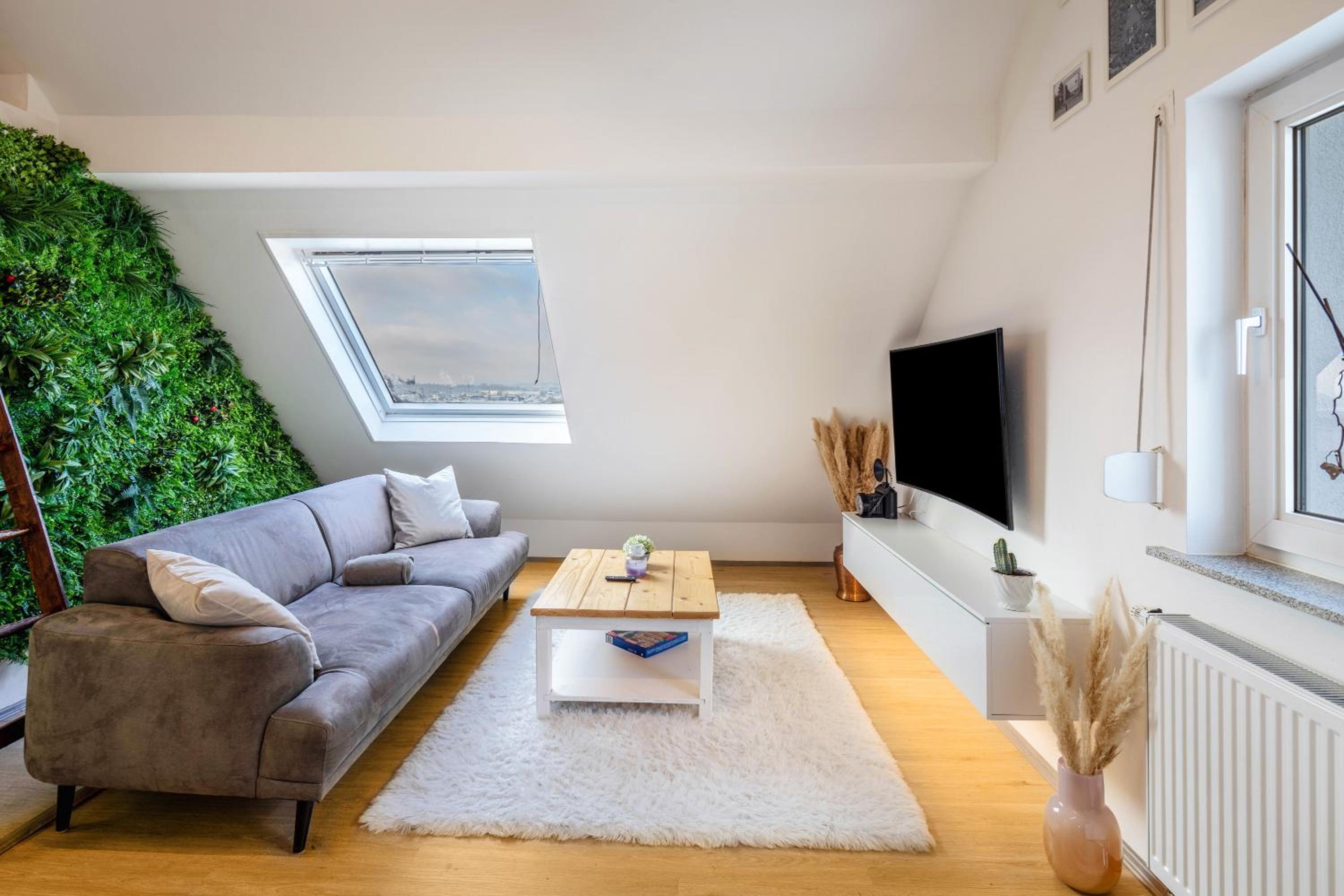 Two-Bedroom Deluxe Apartment with Garden View