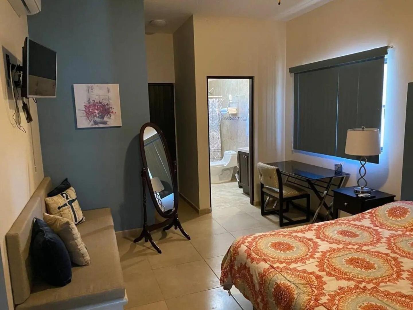 Apartment photo 2