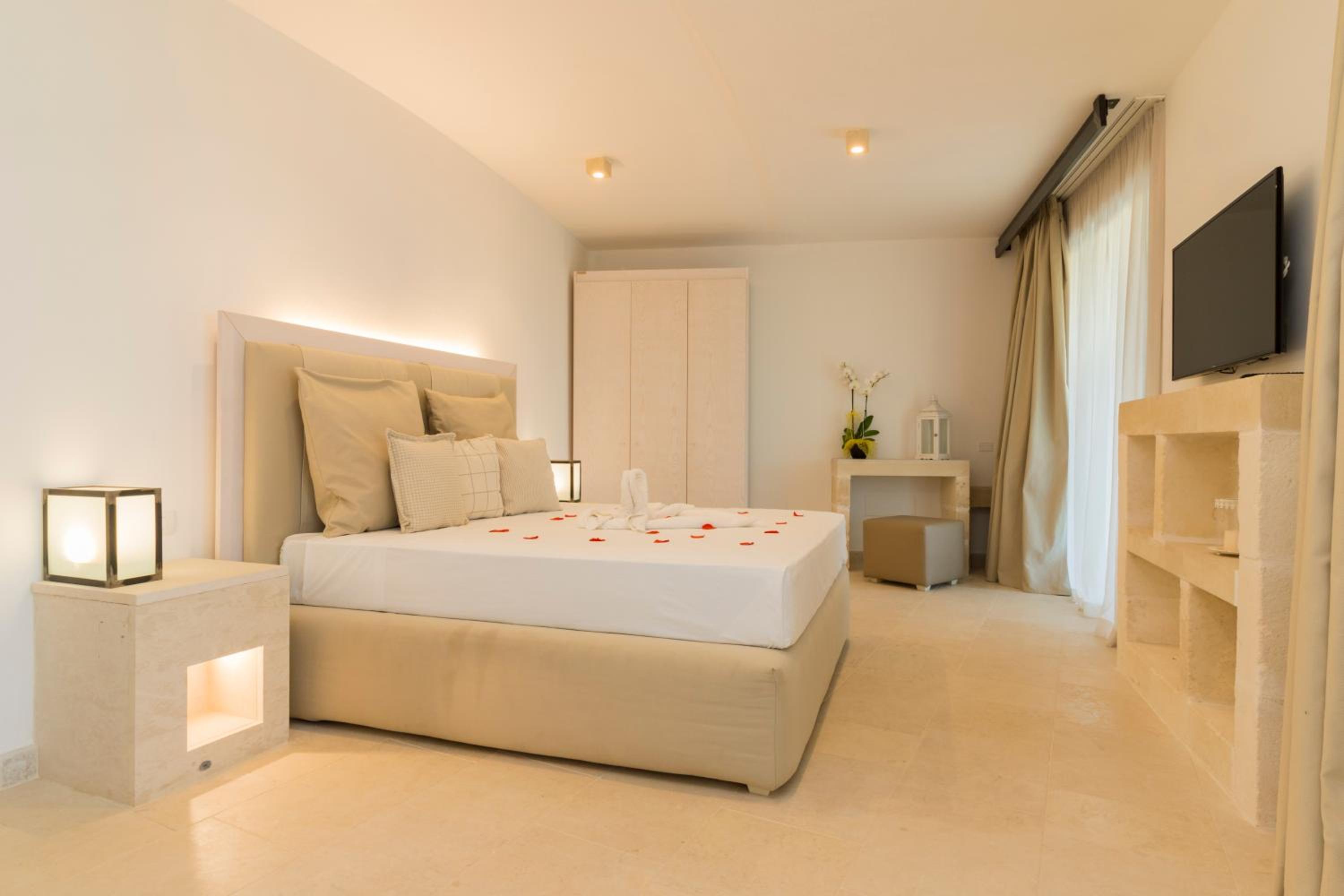 Suite with Spa Bath