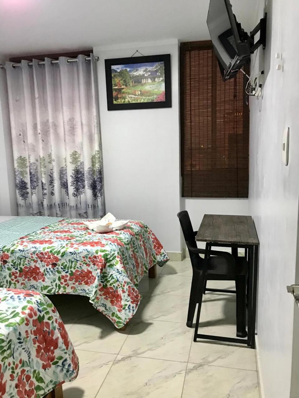 Deluxe Twin Room photo 3
