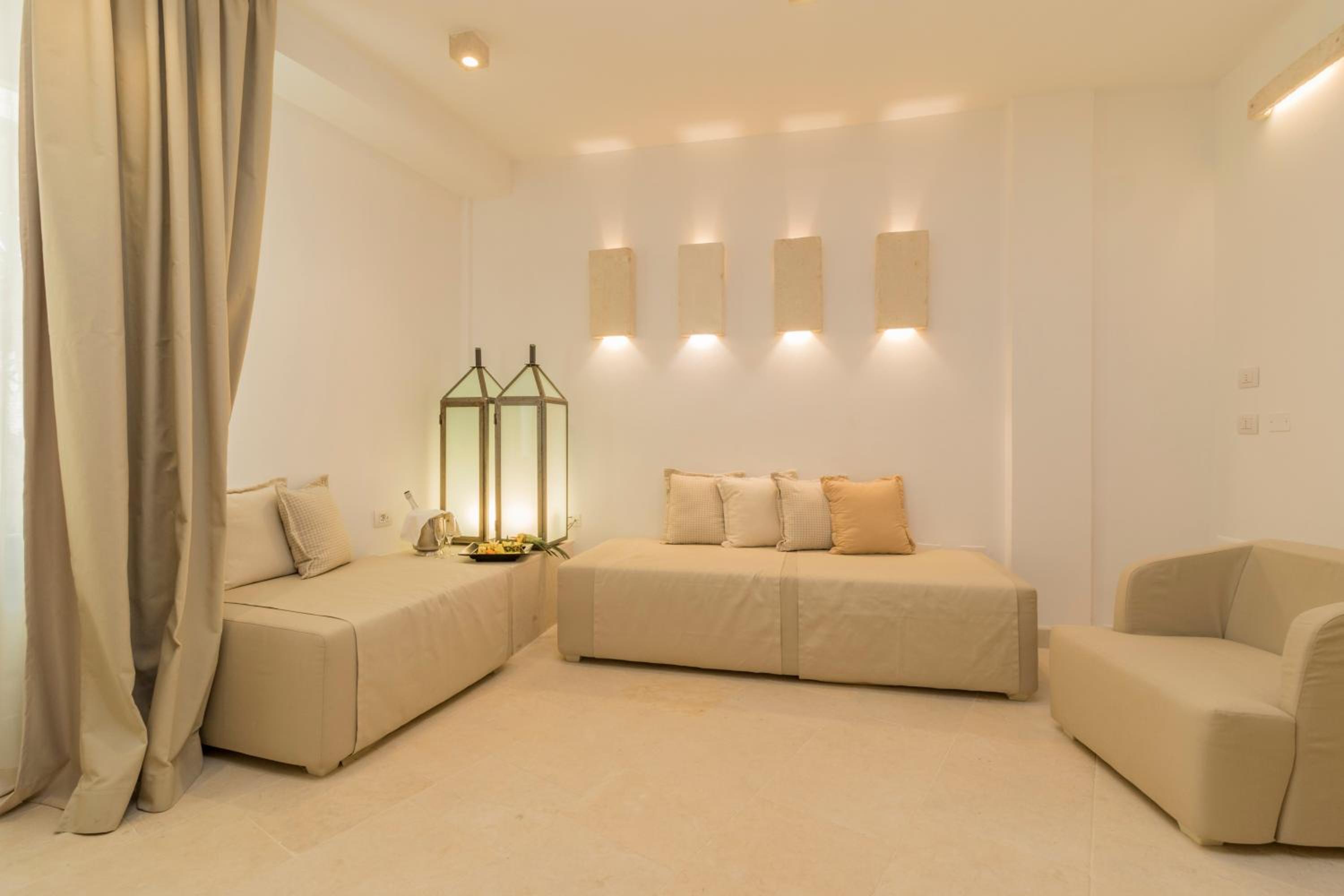King Suite with Spa Bath