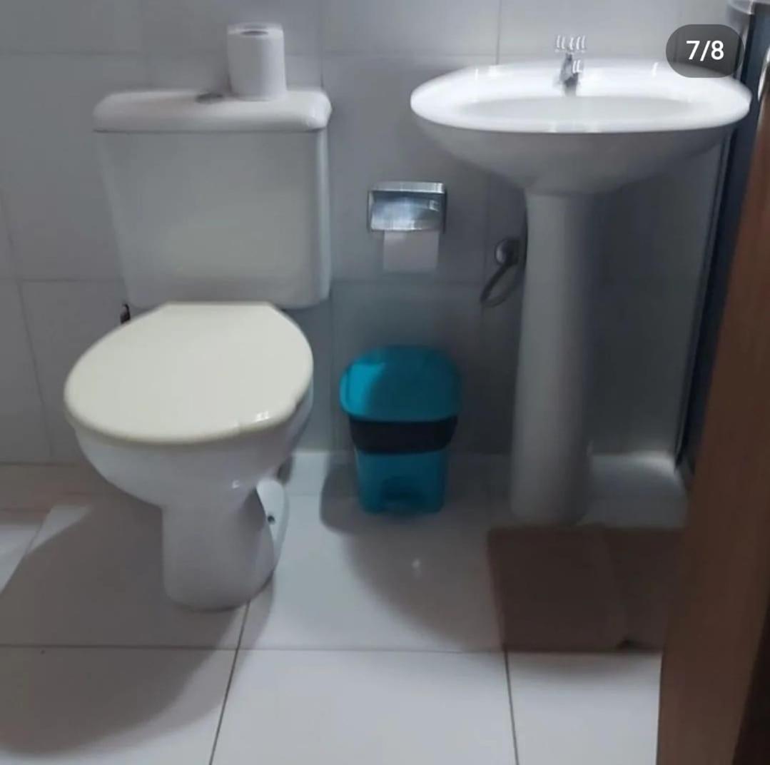 Double Room with Private Bathroom - Photo 5