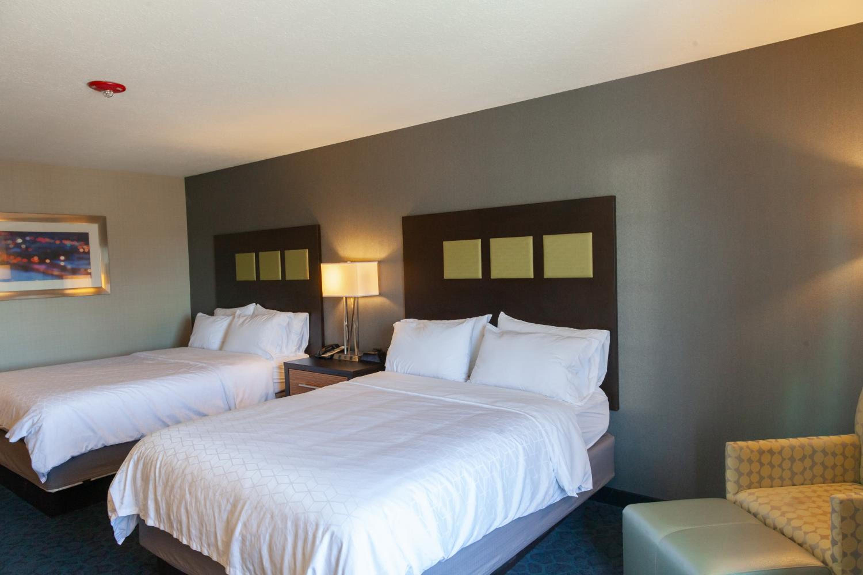 Standard Room - Photo 1