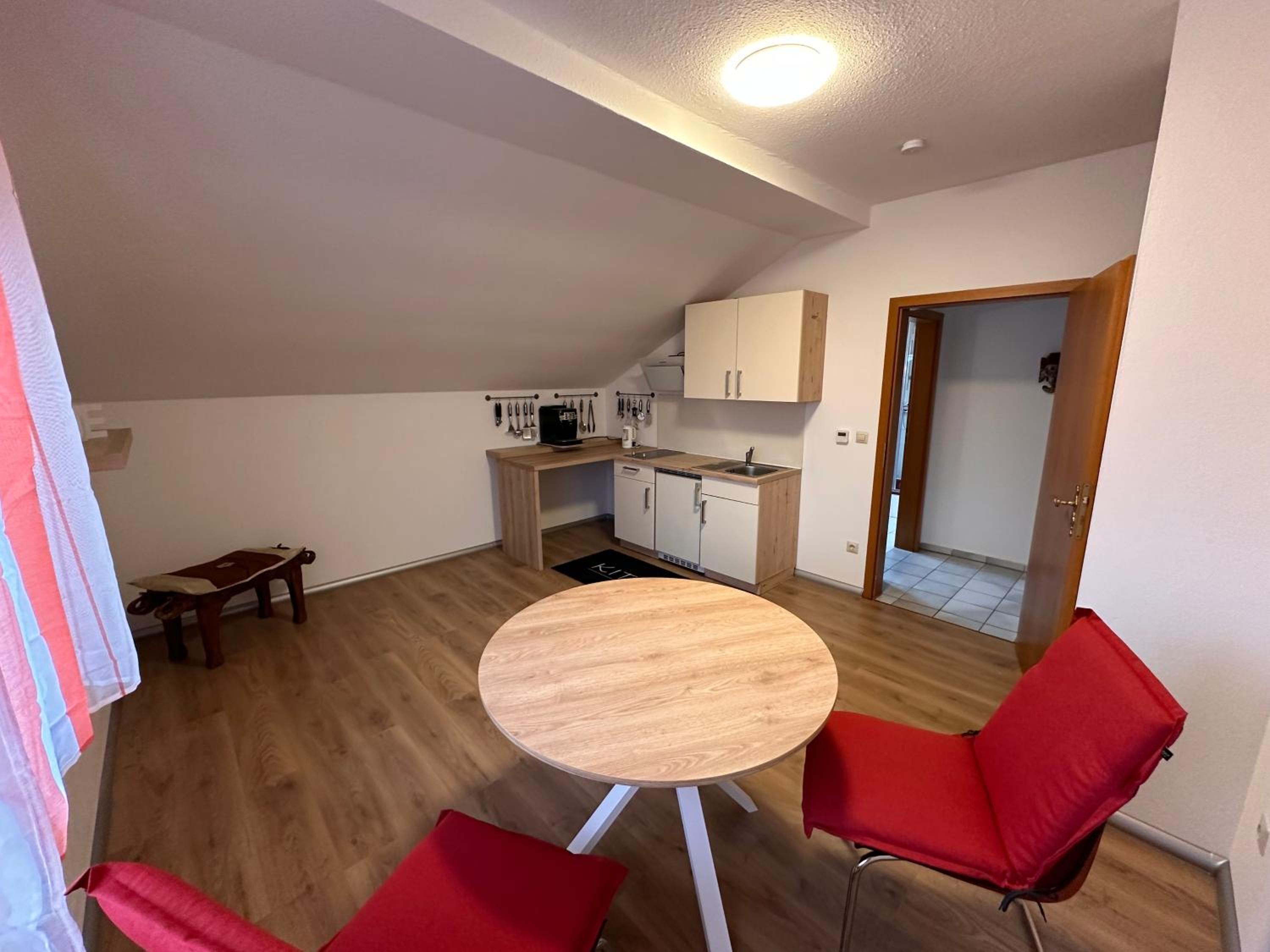 One-Bedroom Apartment photo 2