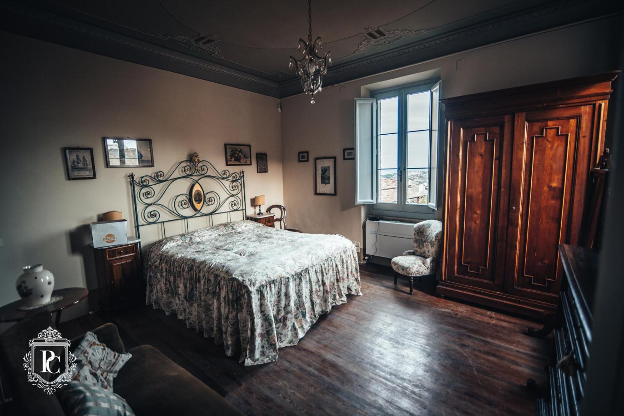 Deluxe Double Room with Sea View - Photo 12