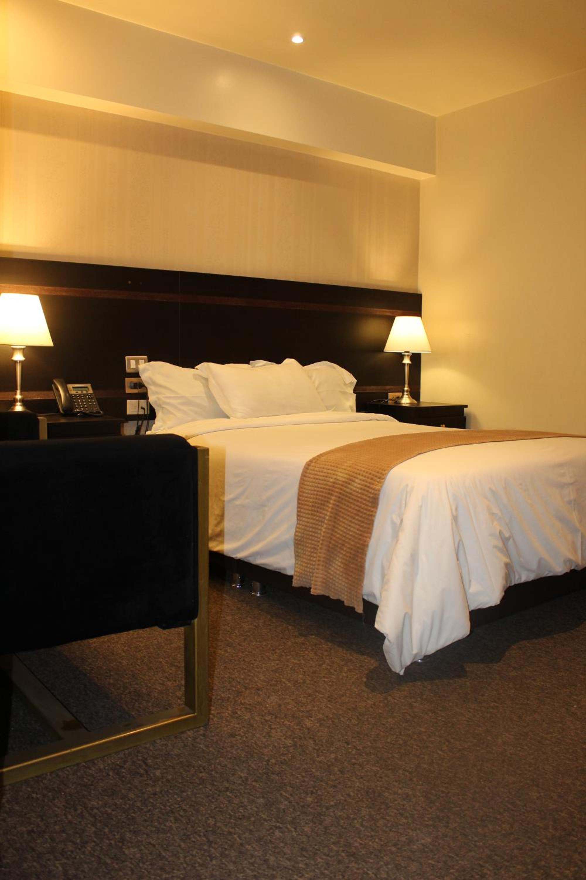 Deluxe Junior Suite with Spa Bath