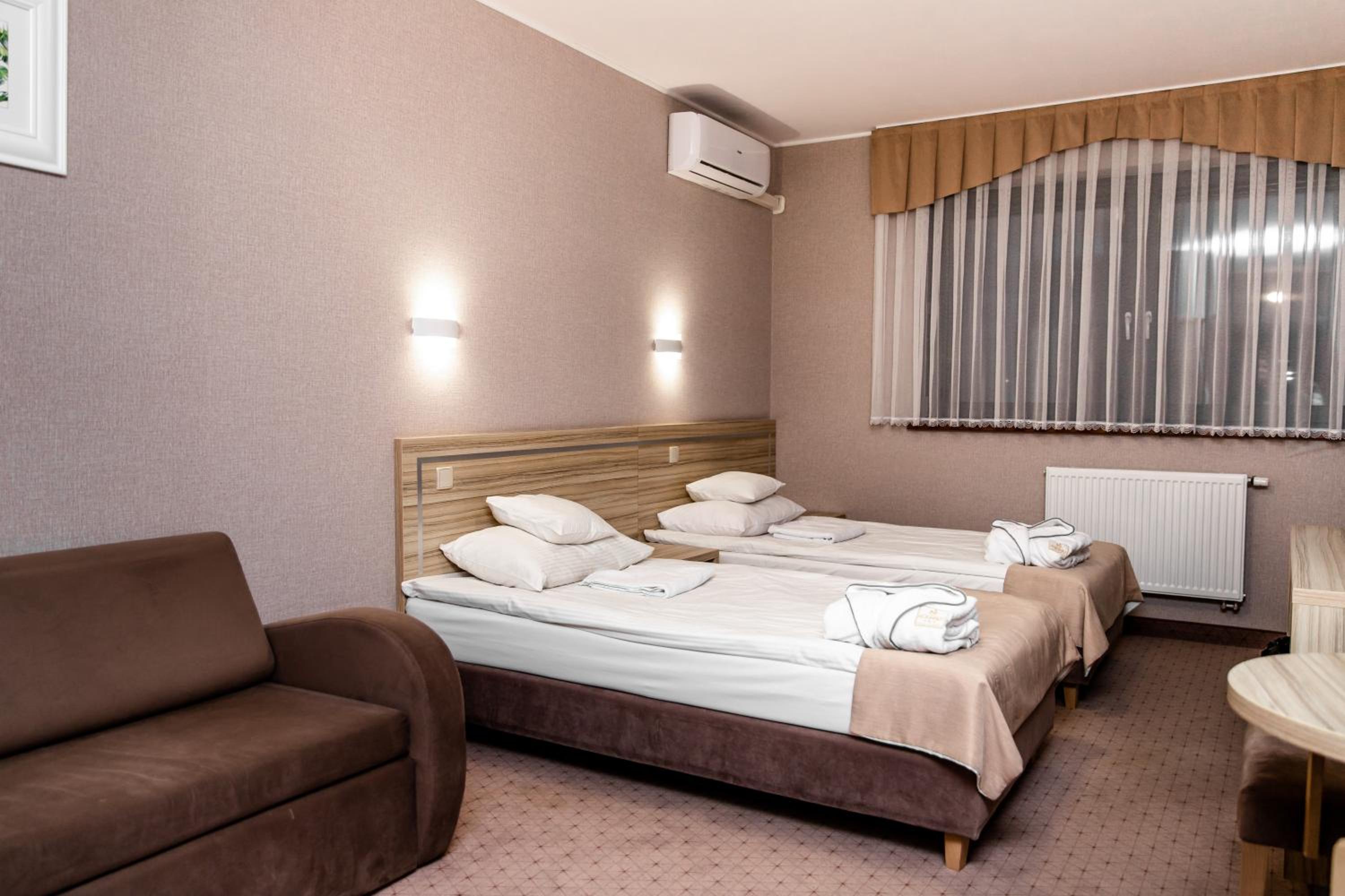 Double or Twin Room photo 1