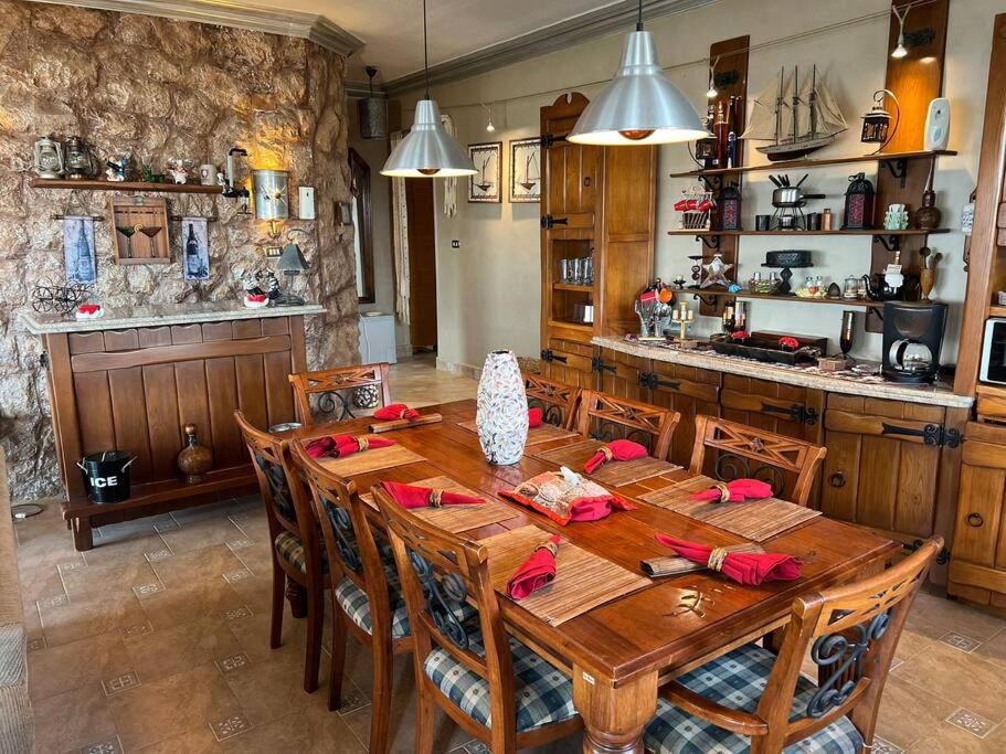 Three-Bedroom Chalet photo 3