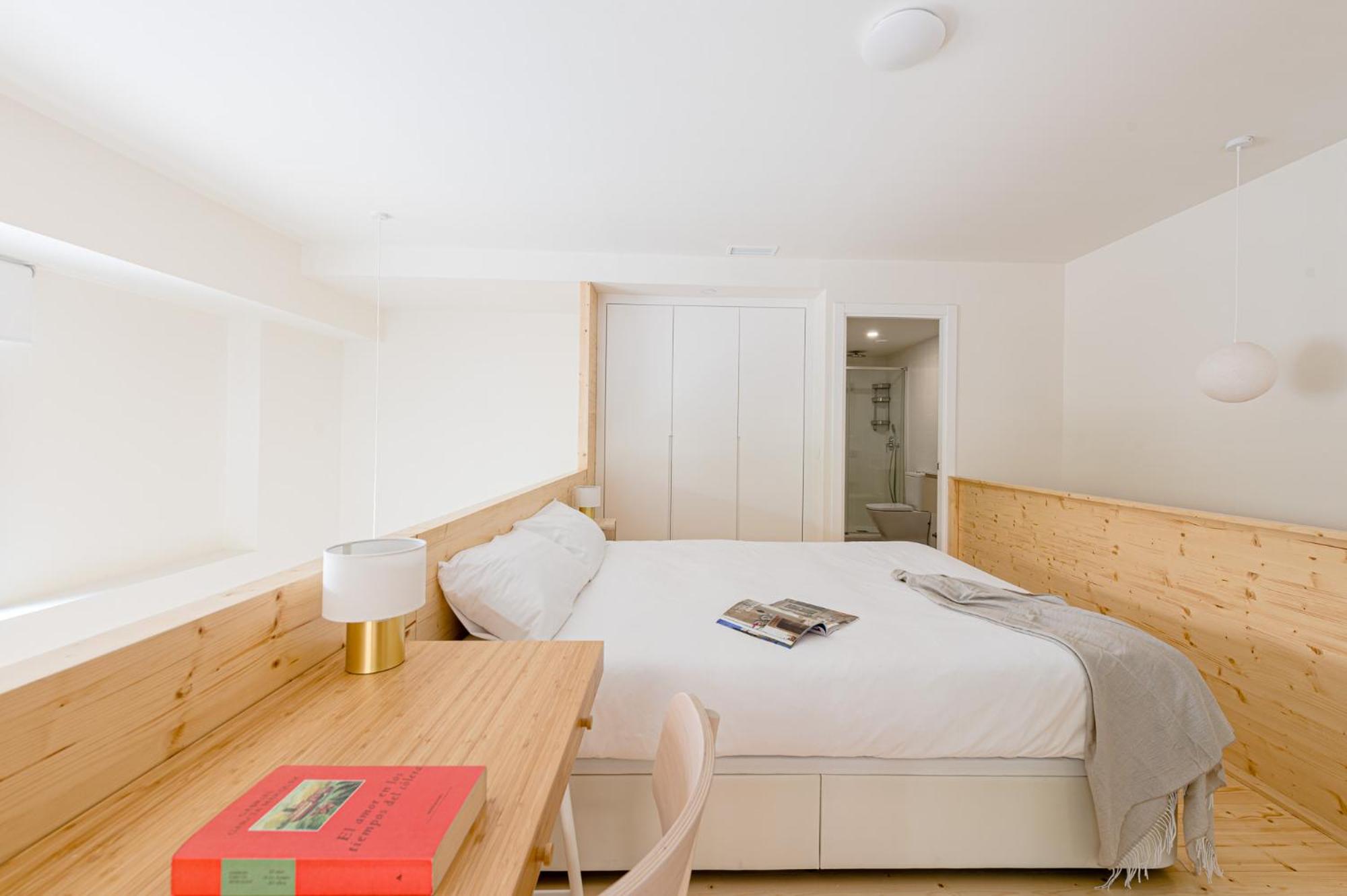 One-Bedroom Apartment photo 3