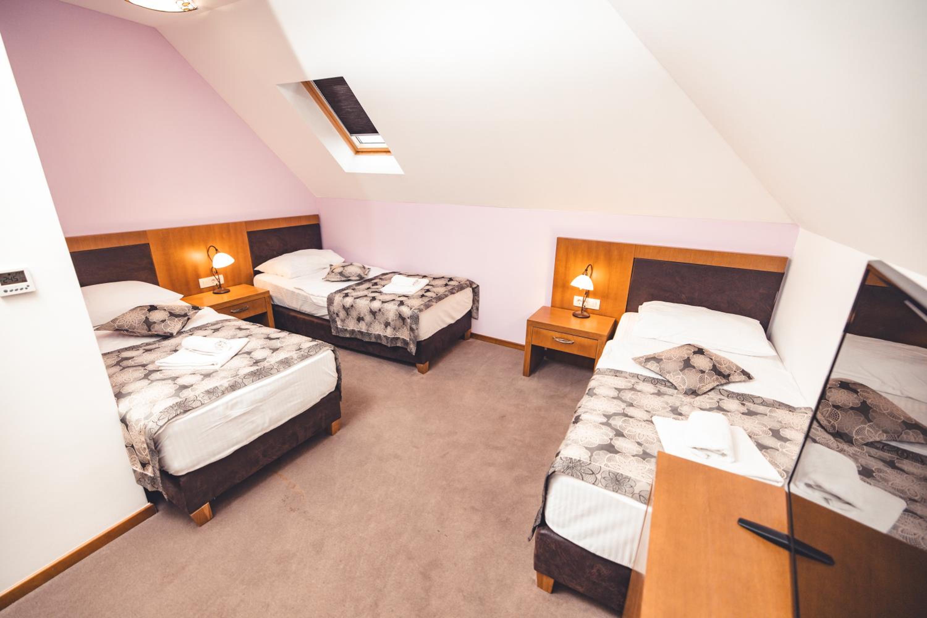 Triple Room photo 3