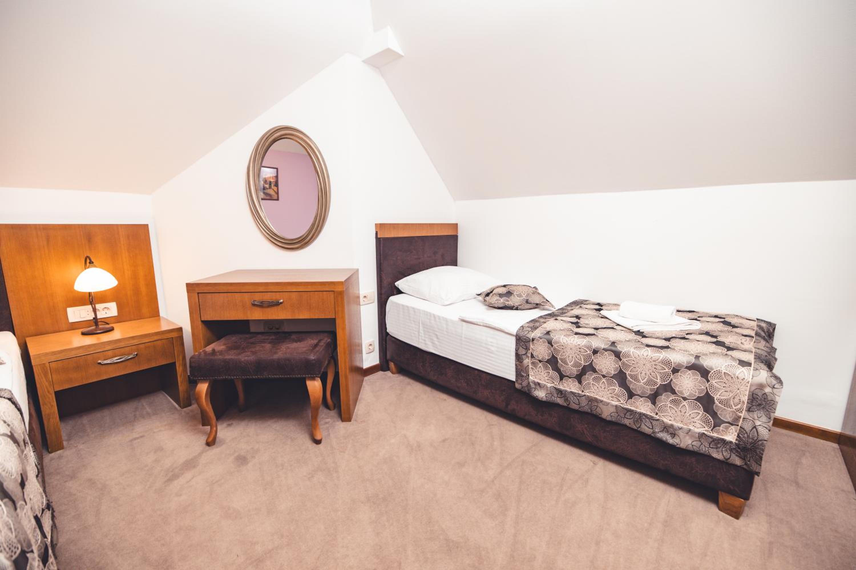 Triple Room photo 2