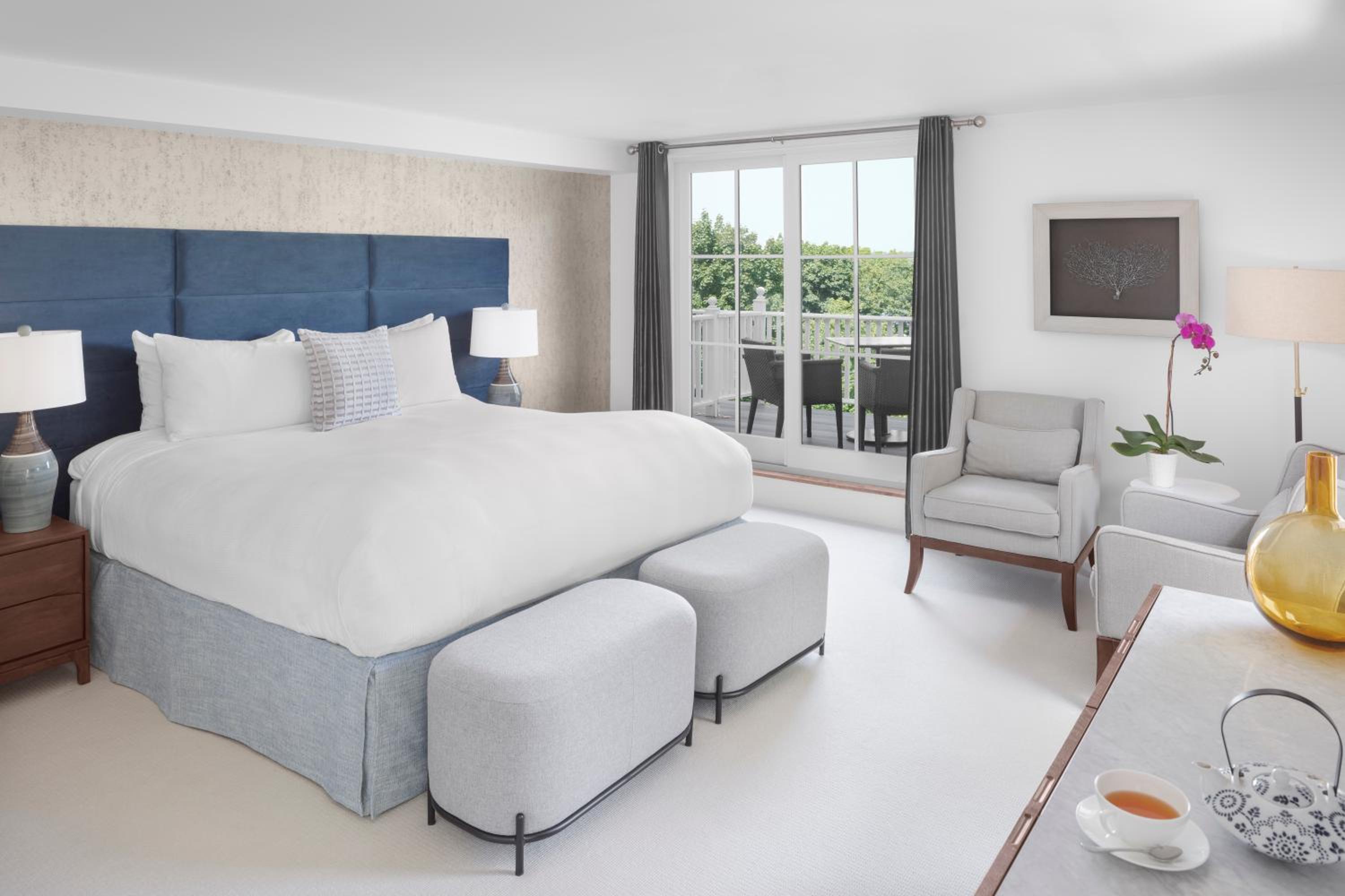 Deluxe Double Room with Sea View and Spa Bath