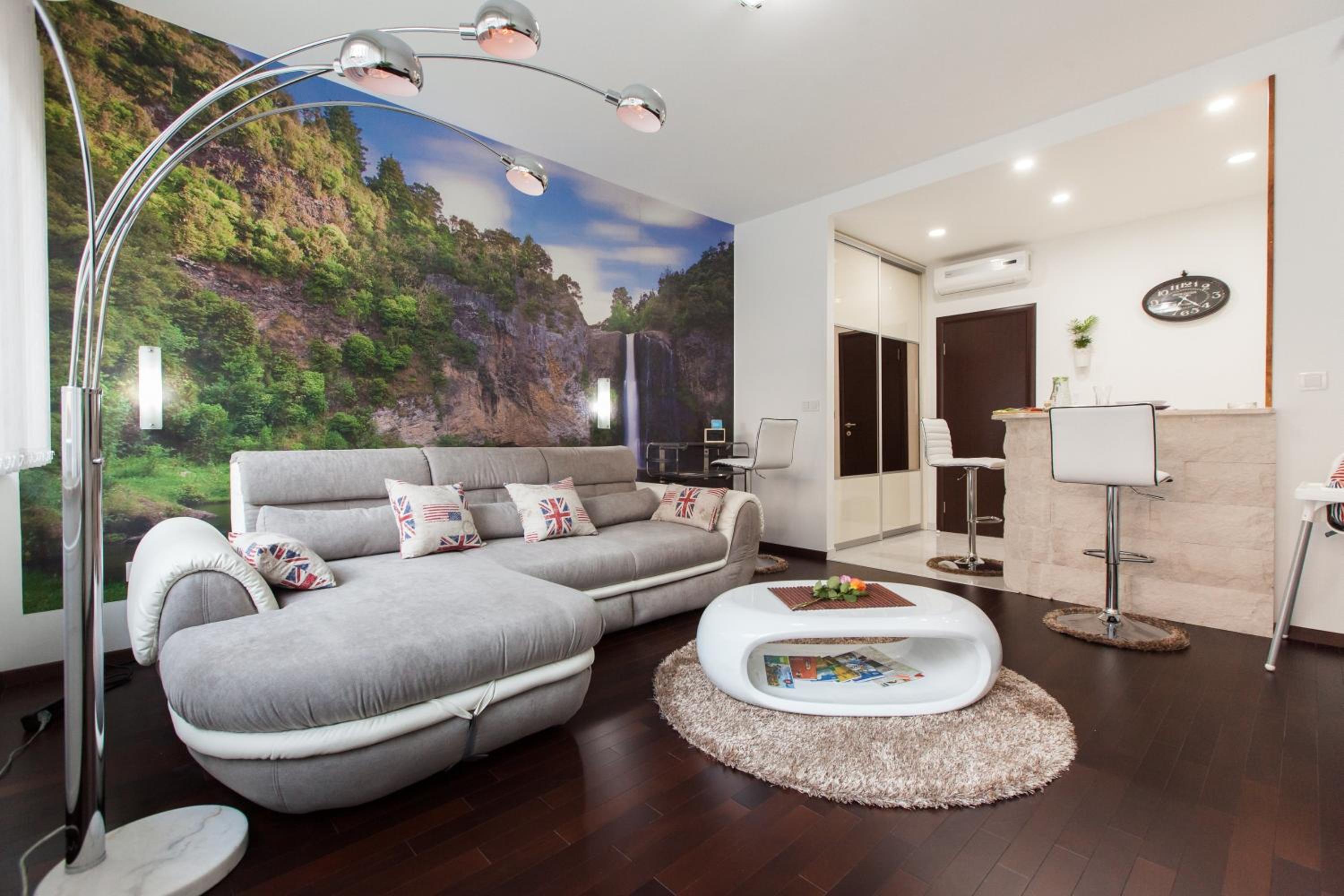 Superior One-Bedroom Apartment