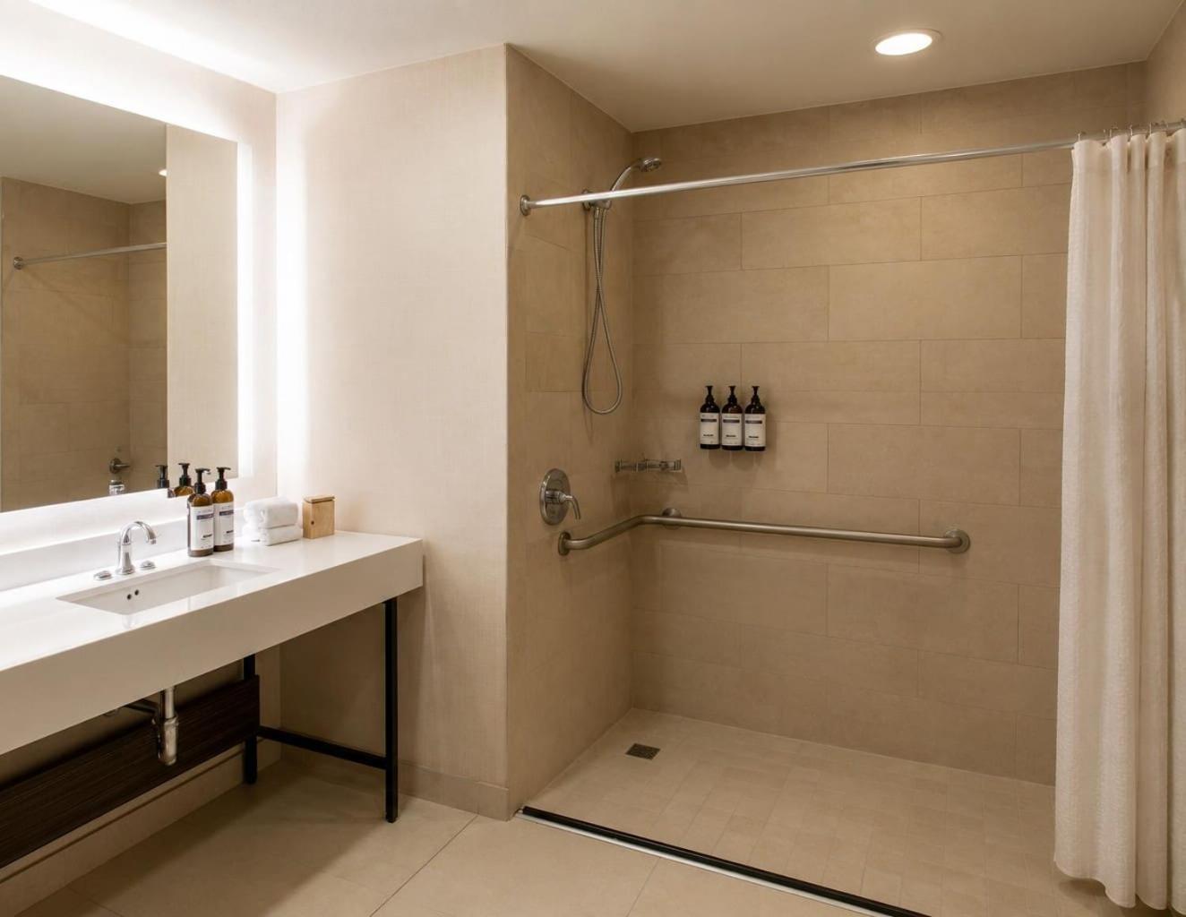 Queen Room with Two Queen Beds and Shower - Mobility Access