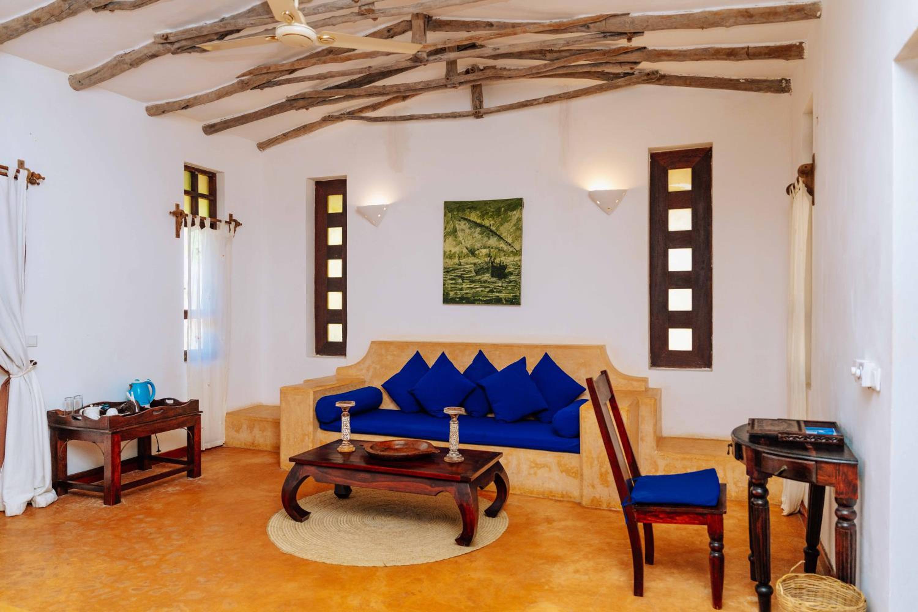 Junior Suite with Partial Sea View