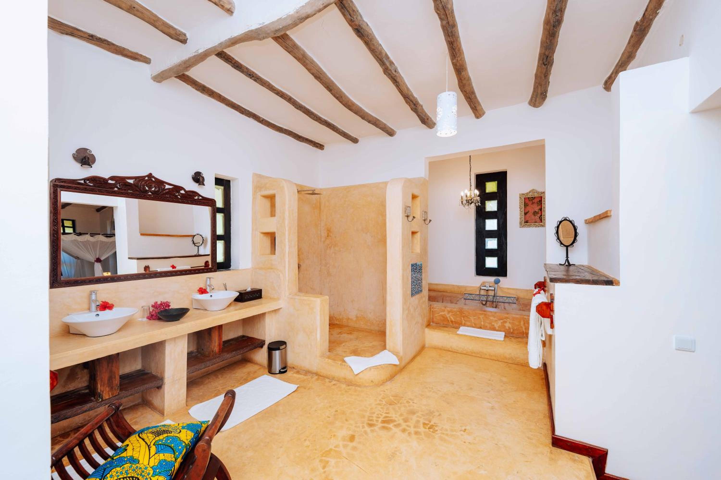 Junior Suite with Partial Sea View