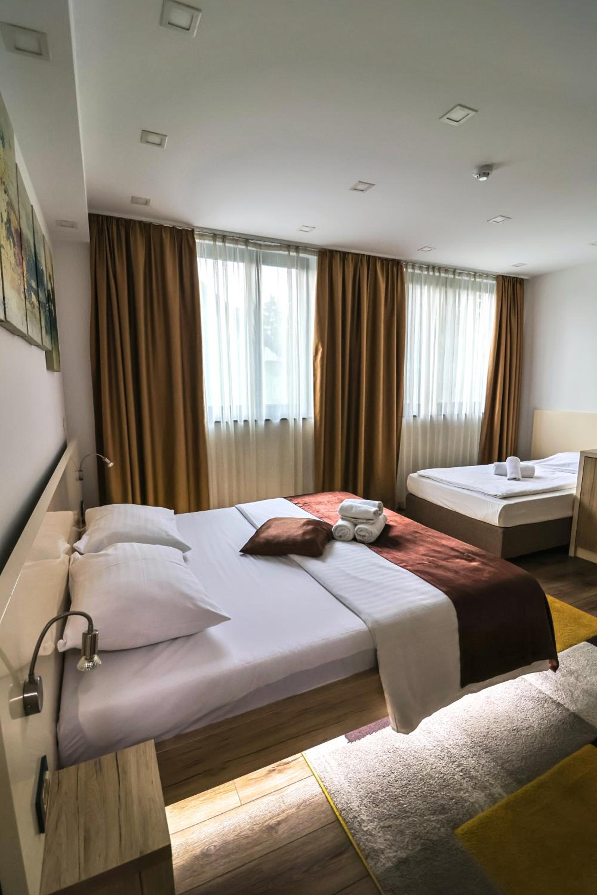 Standard Triple Room photo 1