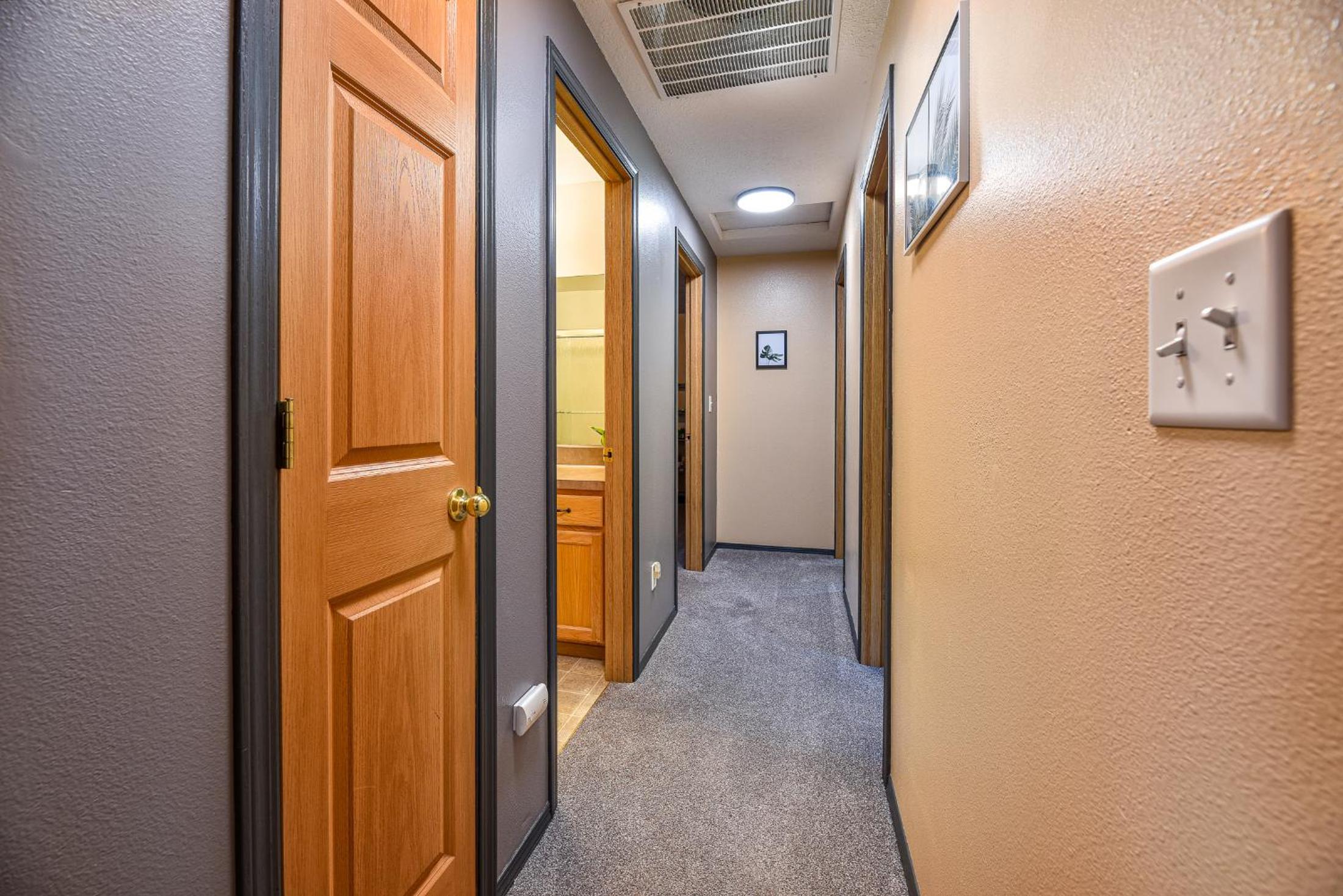 Four-Bedroom House - Photo 18