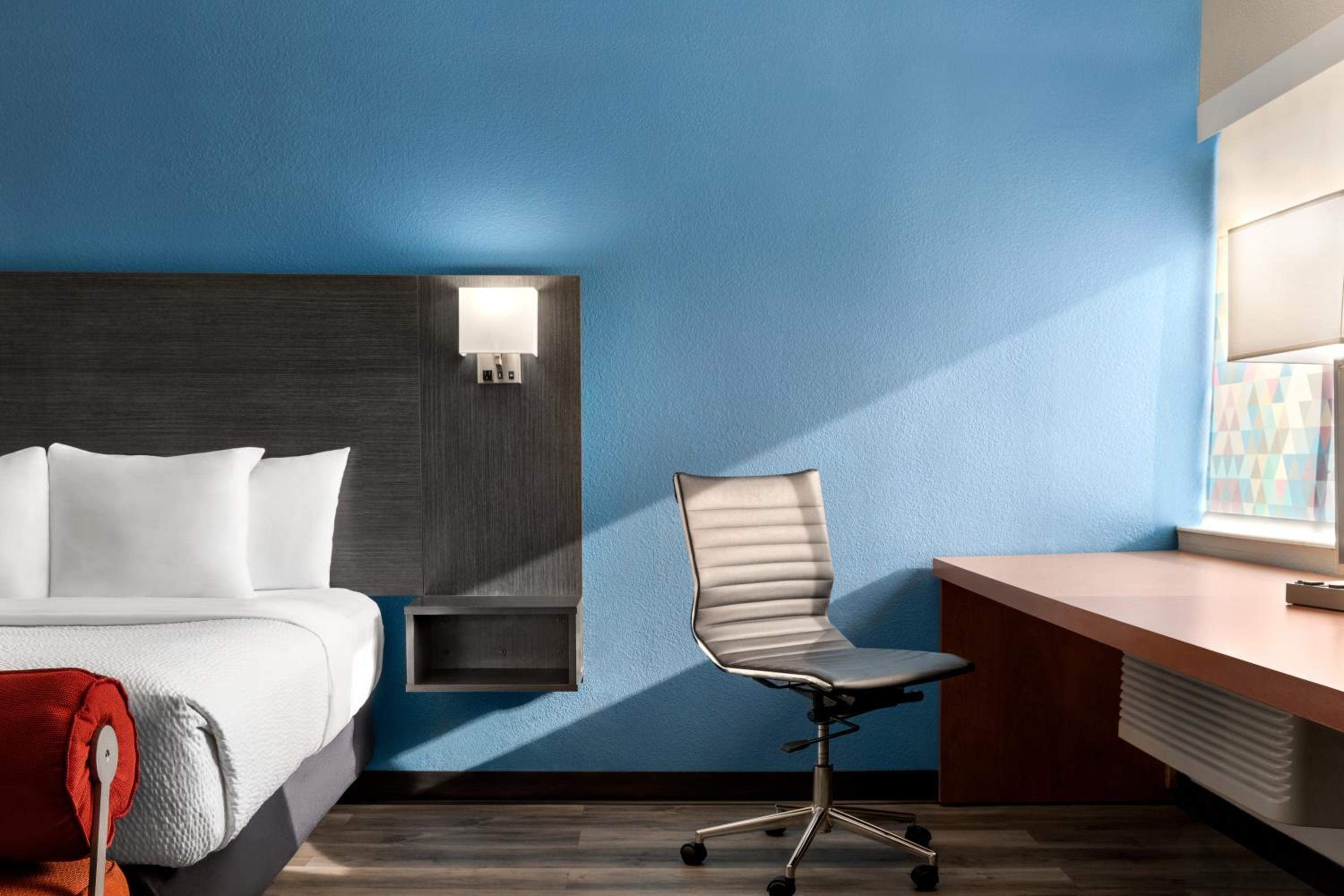 Executive King Room - Photo 2