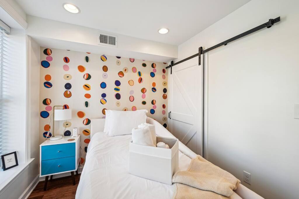 Three-Bedroom House photo 1