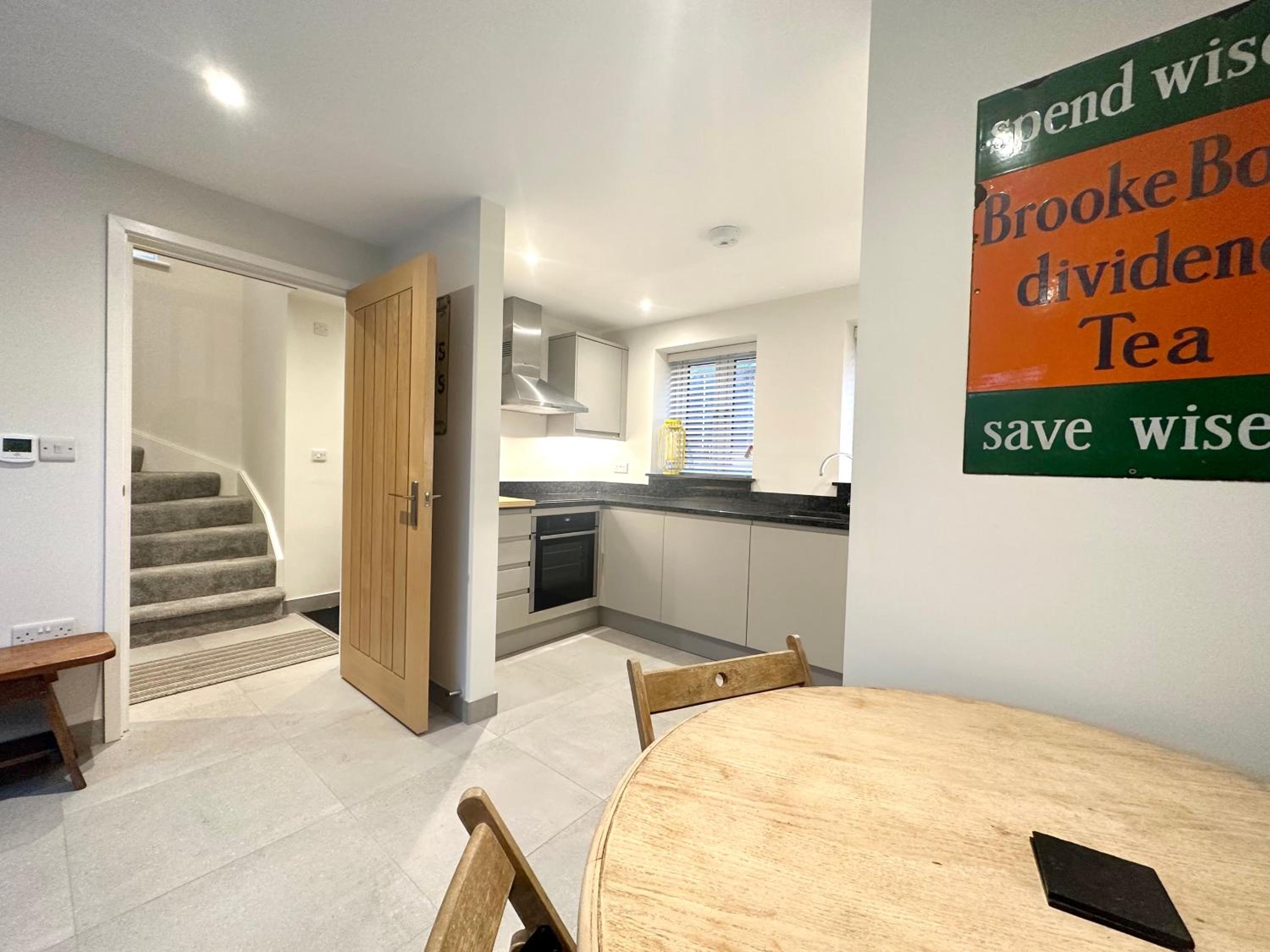 Two-Bedroom House photo 2