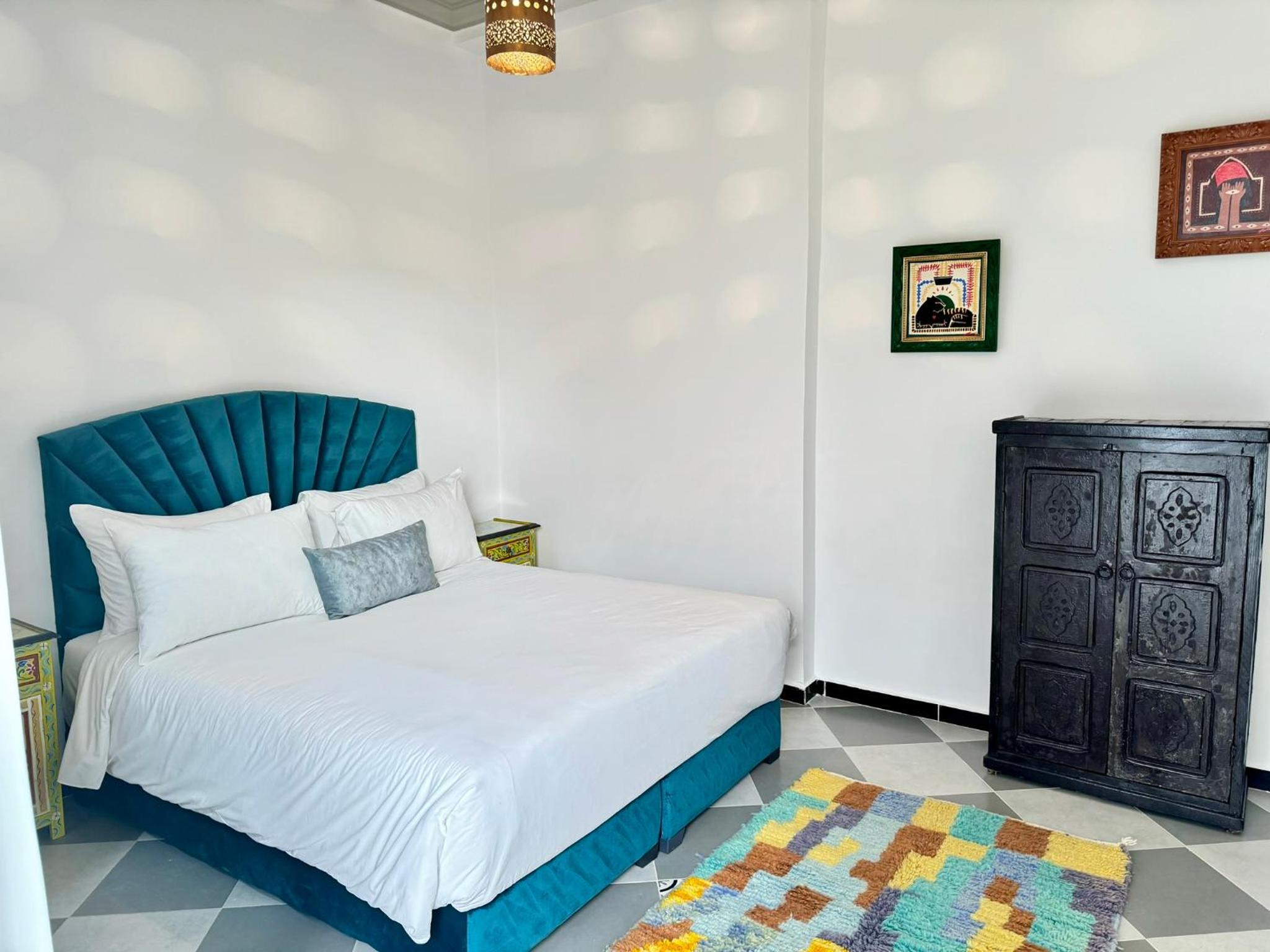 Deluxe Room - Photo 7