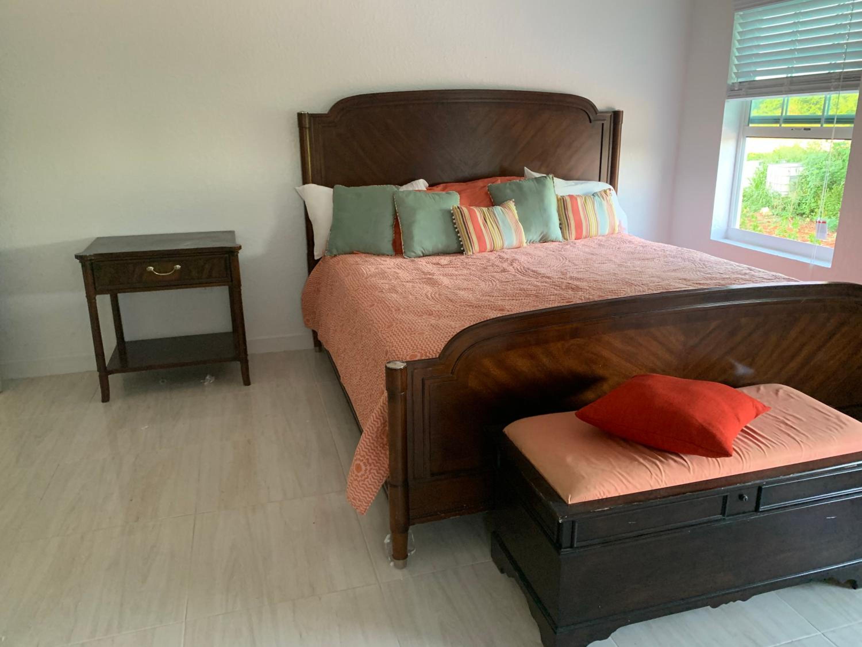 Three-Bedroom House photo 1