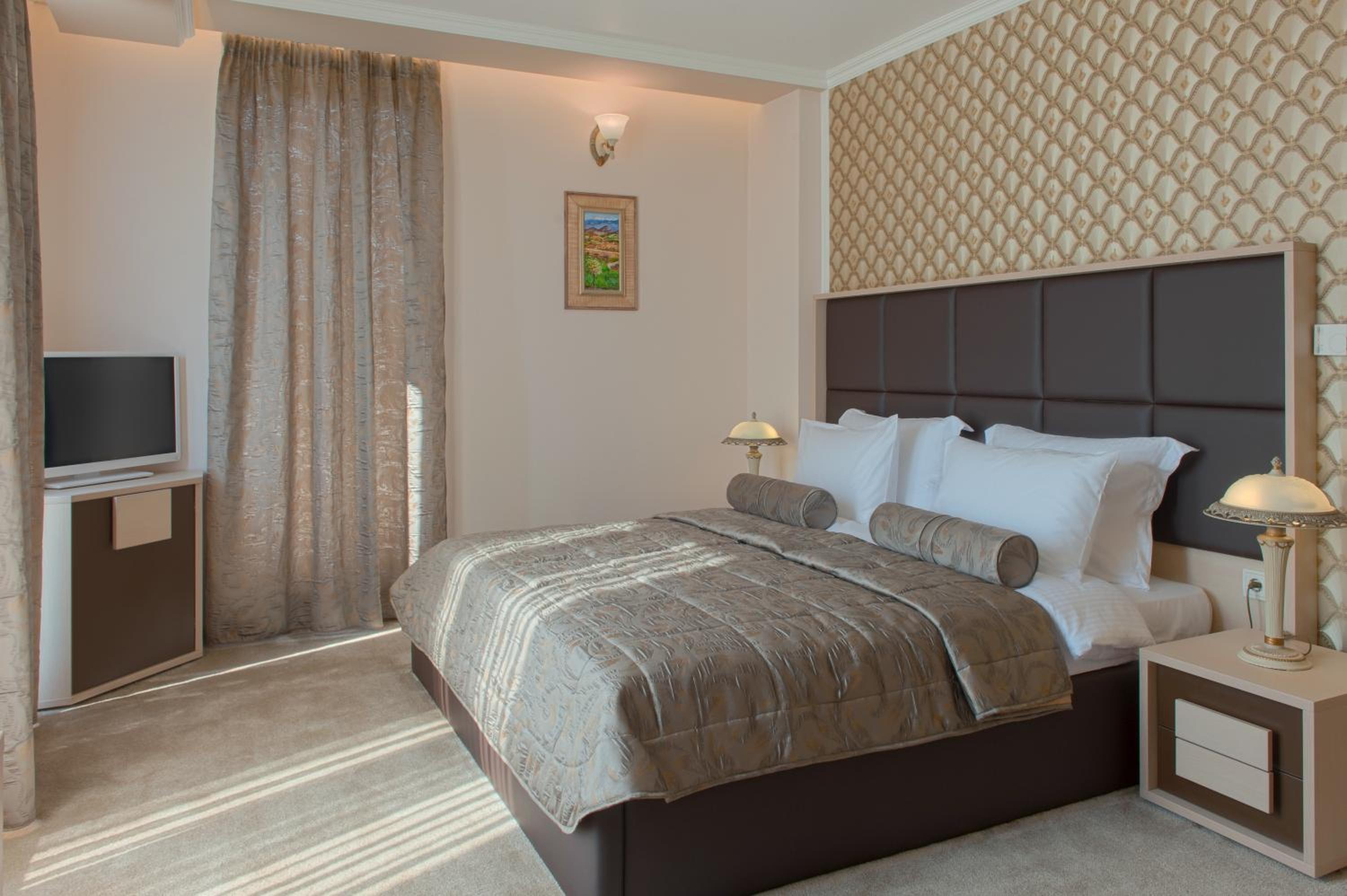 Deluxe Suite with Terrace (3 adults + 1 child) photo 1