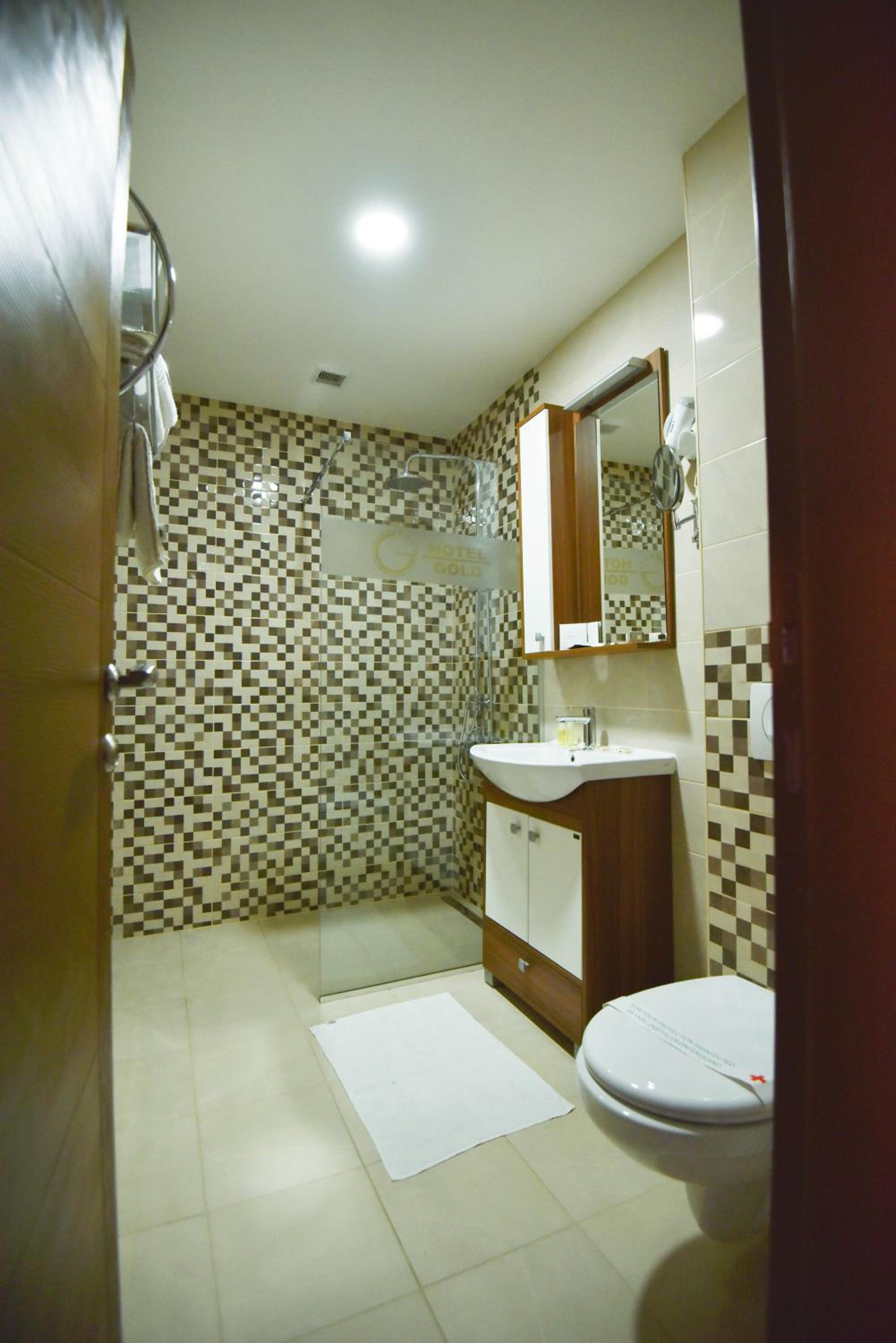 Twin or Double Room photo 3